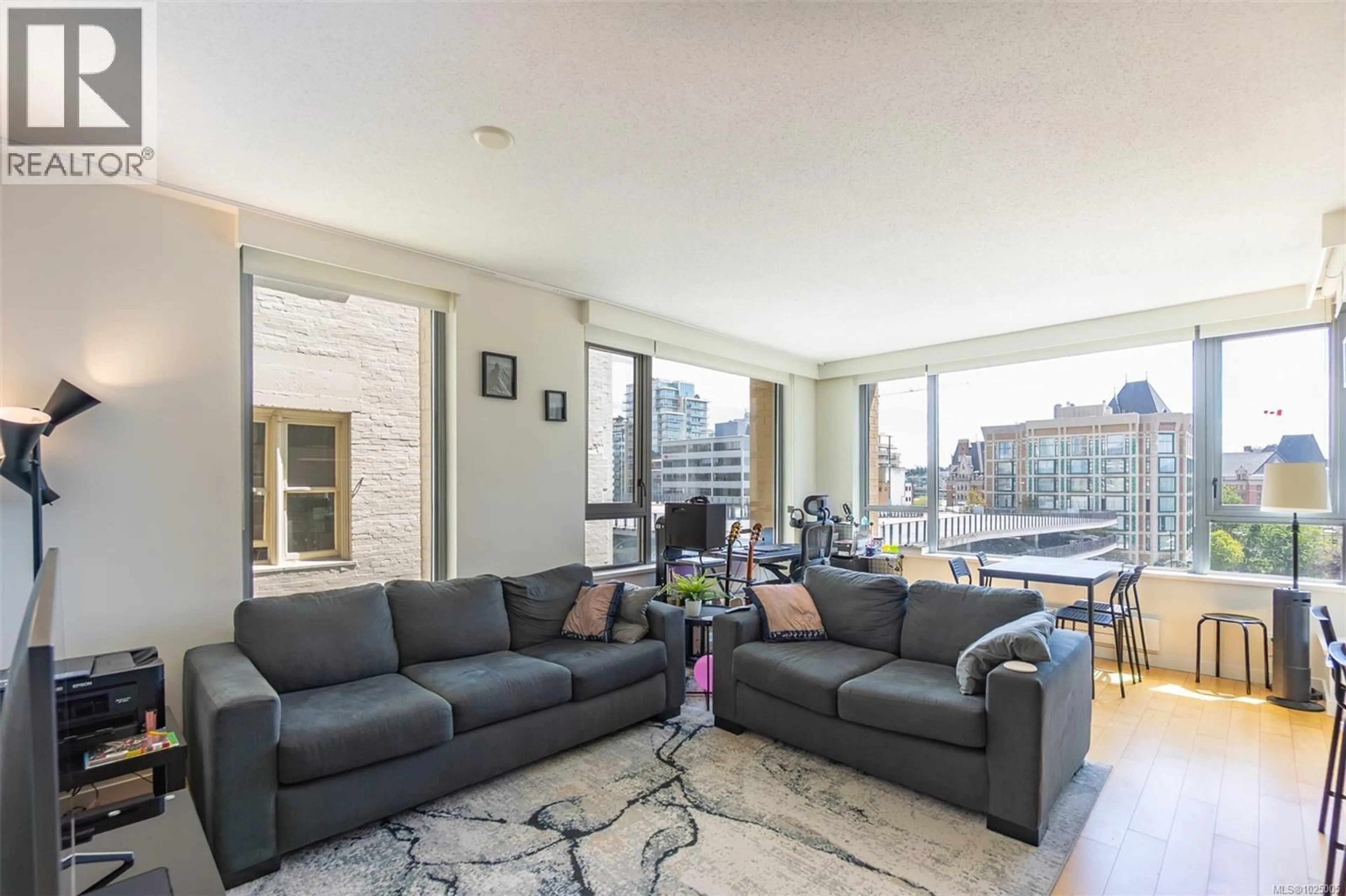 Living room with furniture, unknown for 501 - 608 BROUGHTON STREET, Victoria British Columbia V8W1X7