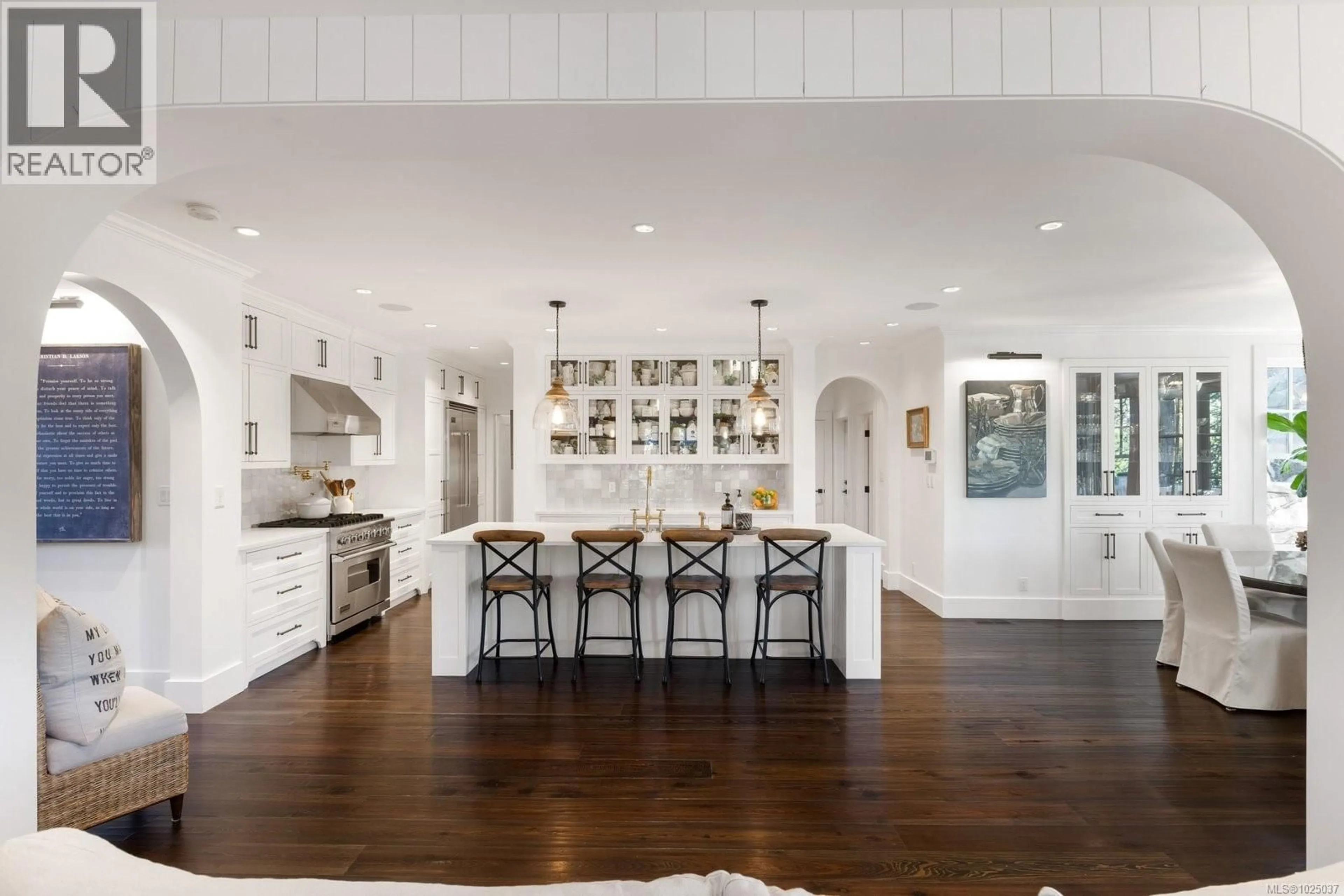 Open concept kitchen, unknown for 2176 CHAMPIONS WAY, Langford British Columbia V9B0R9