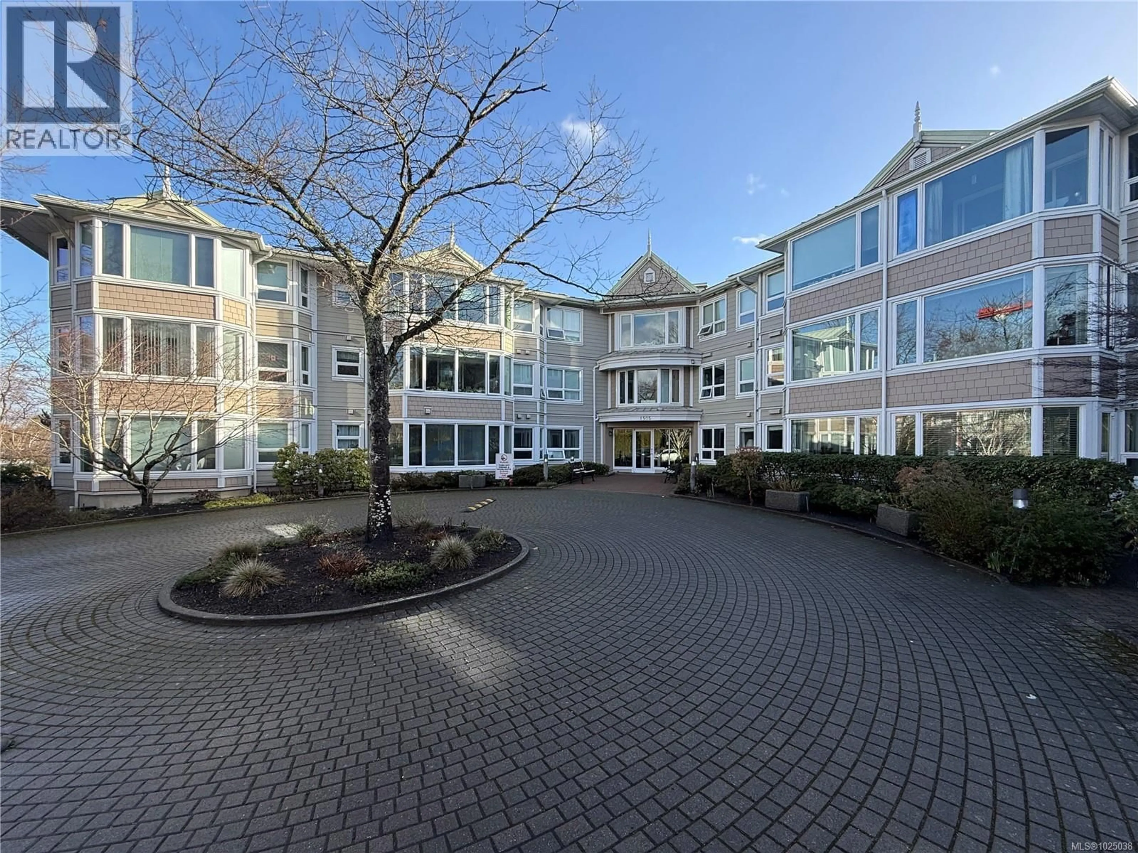 Unknown for 308 - 1505 CHURCH AVENUE, Saanich British Columbia V8P2G7