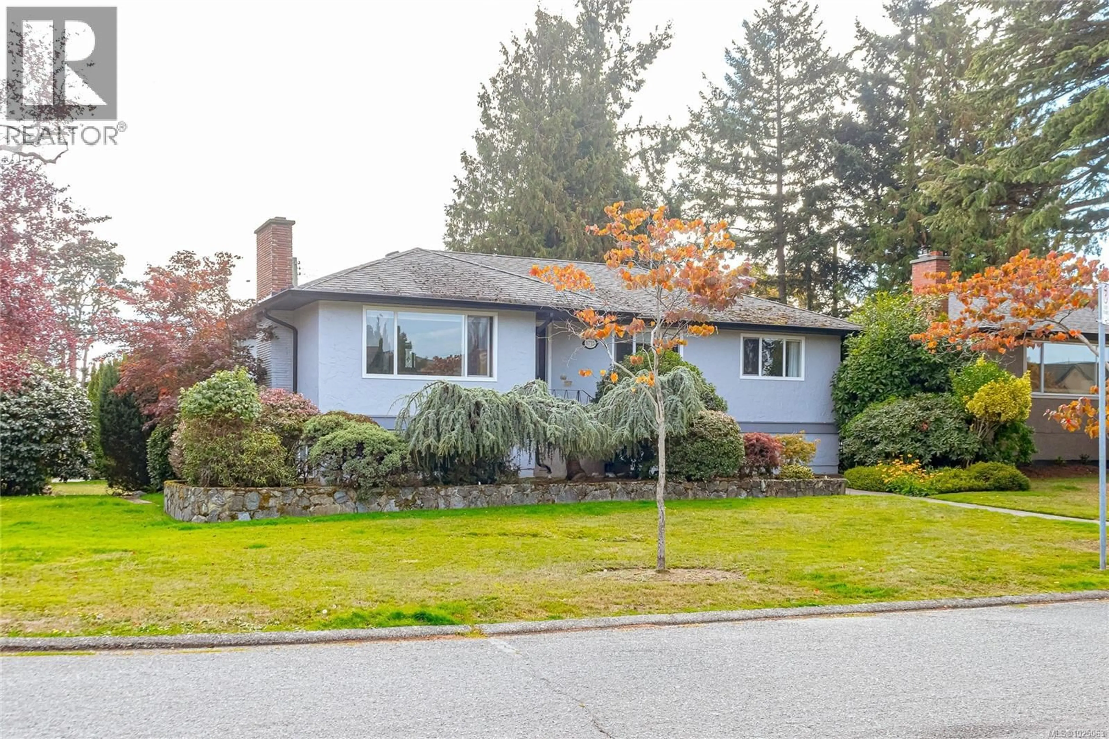 Home with brick exterior material, street for 1723 TAYLOR STREET, Saanich British Columbia V8R3E7