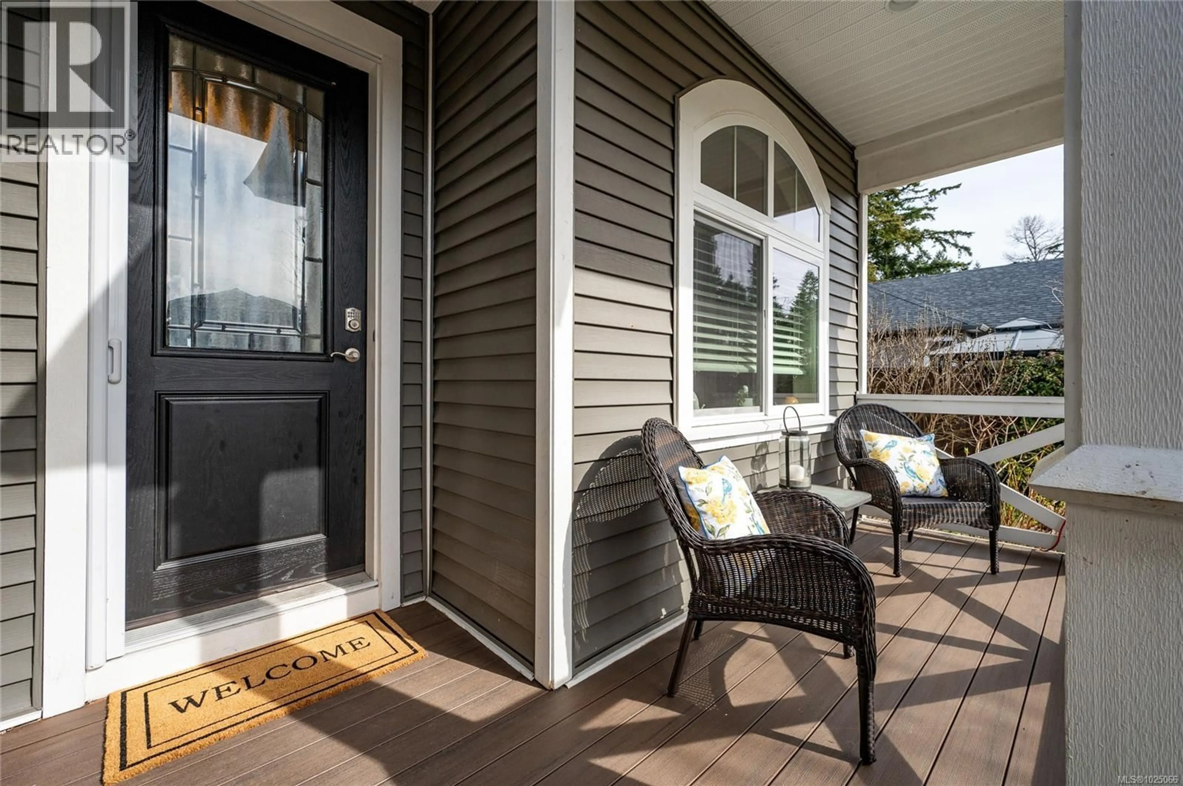 Patio, street for 2118 VILLAGE DRIVE, Nanaimo British Columbia V9X0B1