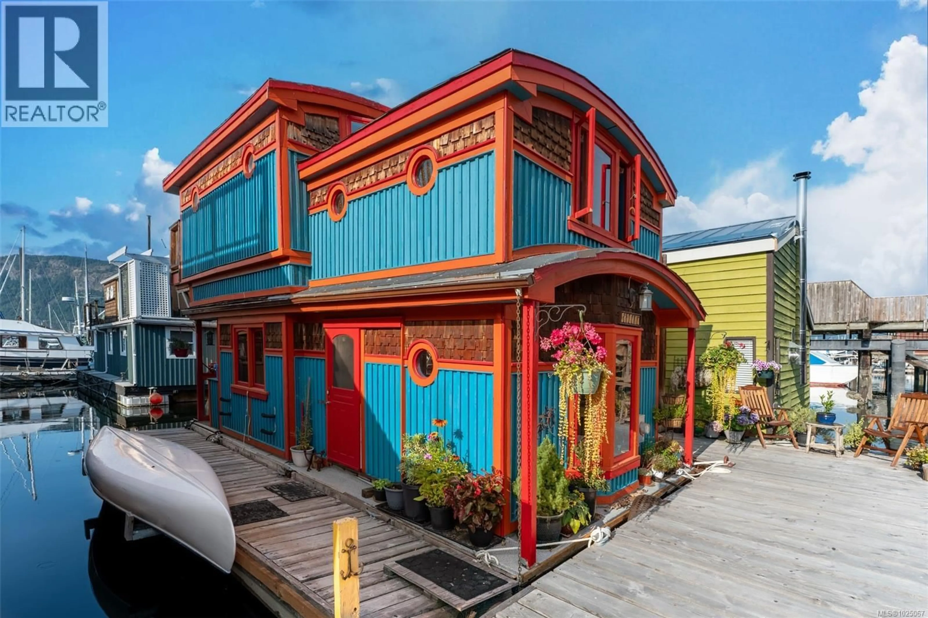 Patio, street for 2 - 1765 COWICHAN BAY ROAD, Cowichan Bay British Columbia V0R1N0