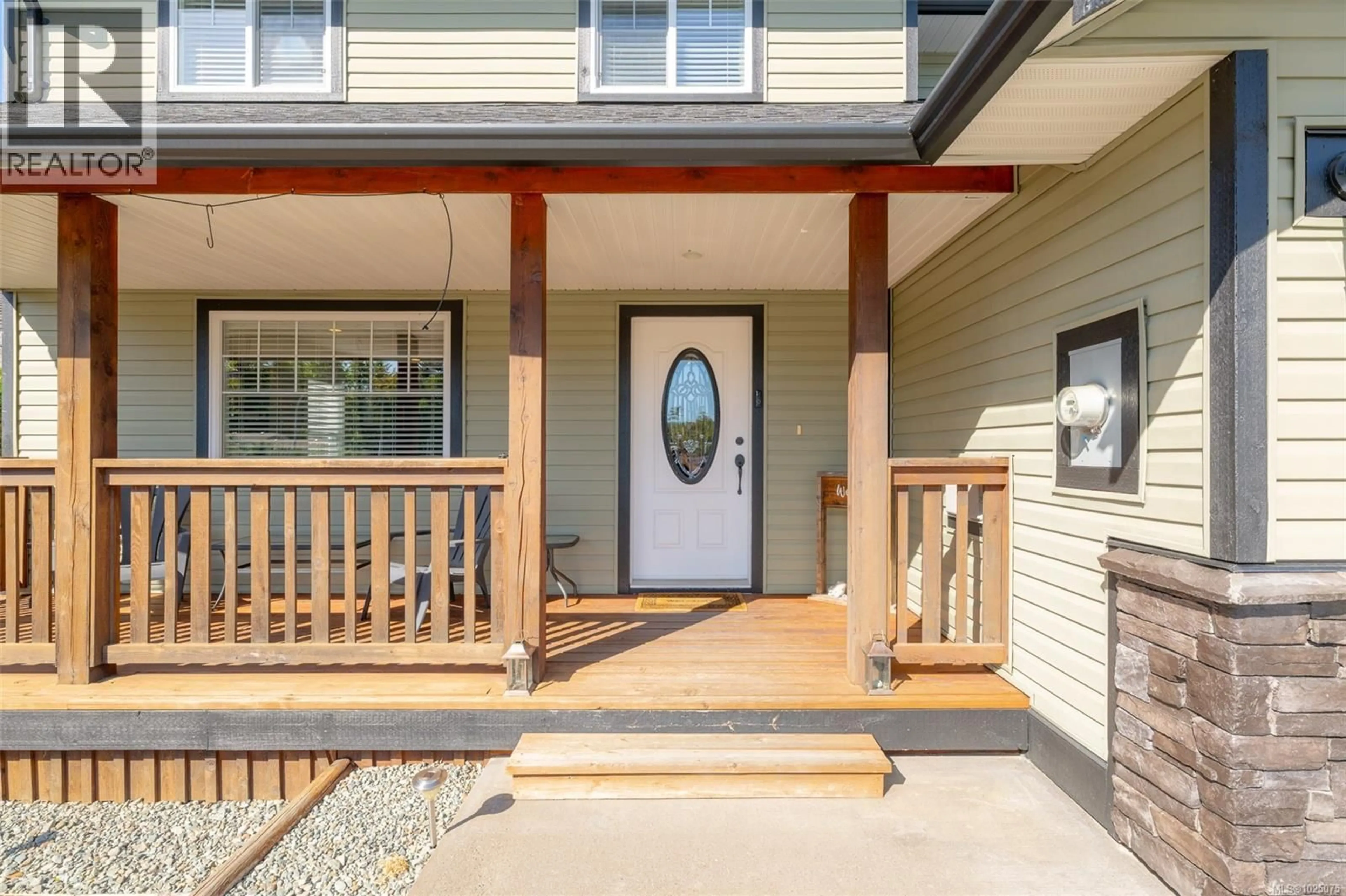 Indoor entryway for 5585 SWALLOW DRIVE, Port Alberni British Columbia V9Y7H1