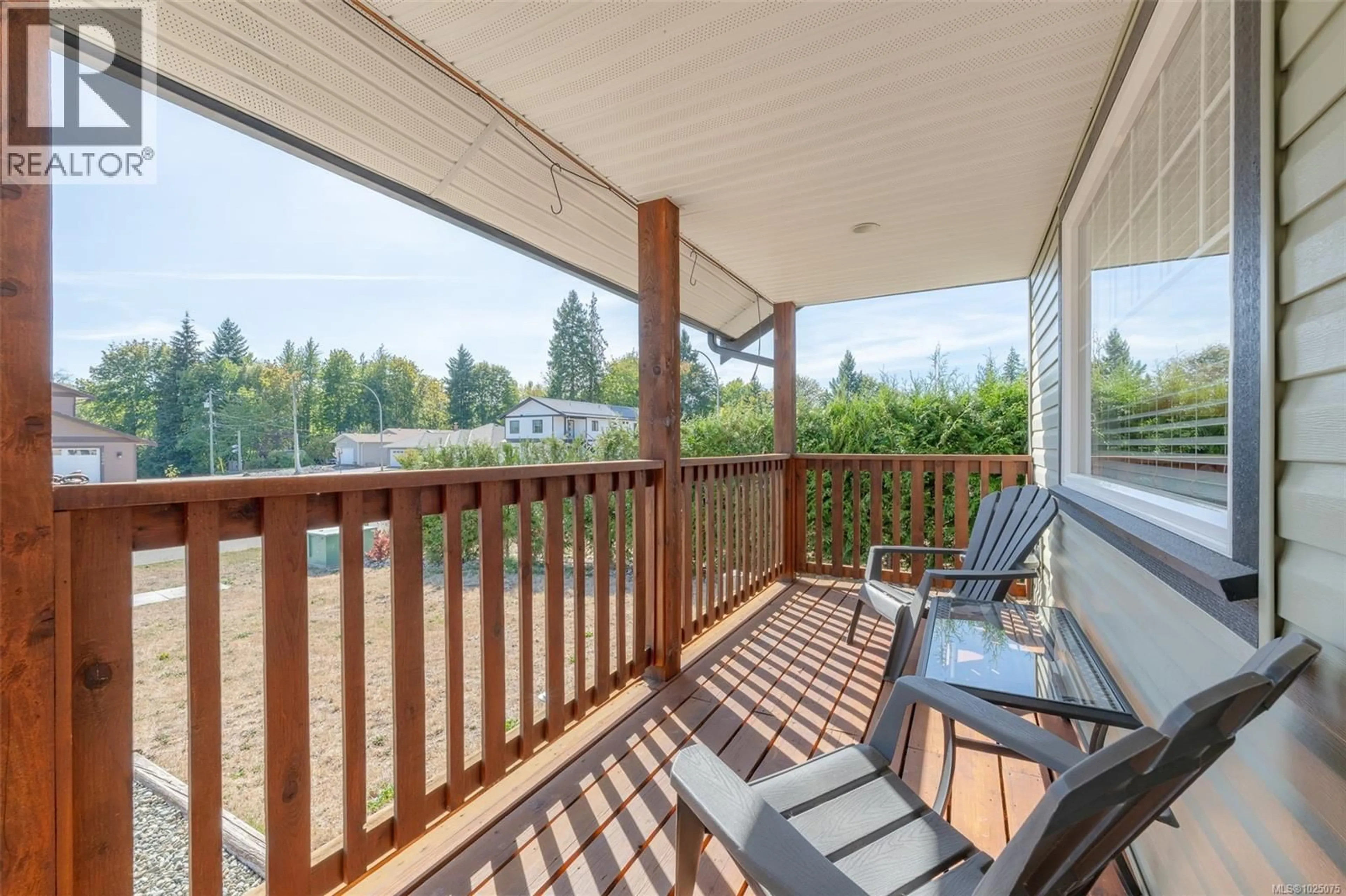 Patio, water/lake/river/ocean view for 5585 SWALLOW DRIVE, Port Alberni British Columbia V9Y7H1