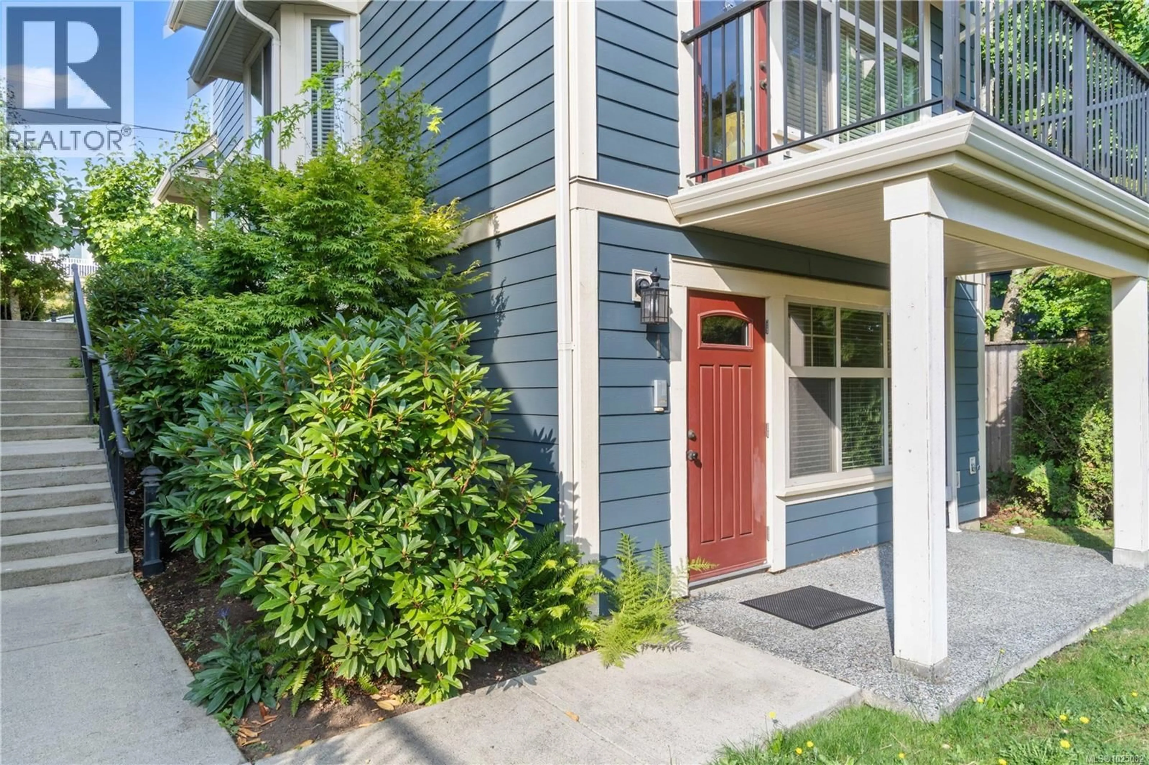 Indoor entryway for 1 - 446 MILTON STREET, Nanaimo British Columbia V9R2L1