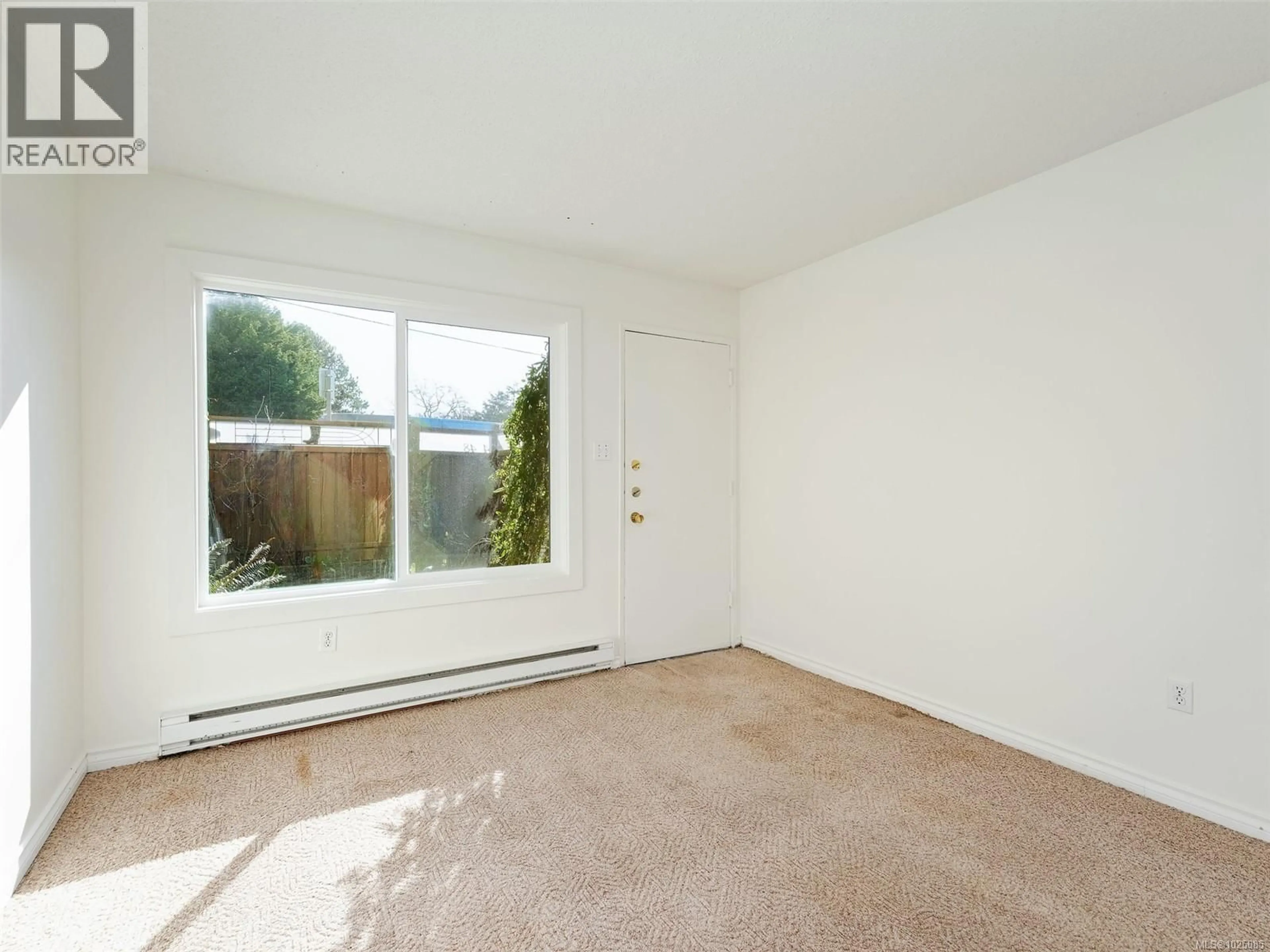 A pic of a room for 4 - 48 MONTREAL STREET, Victoria British Columbia V8V1Y5