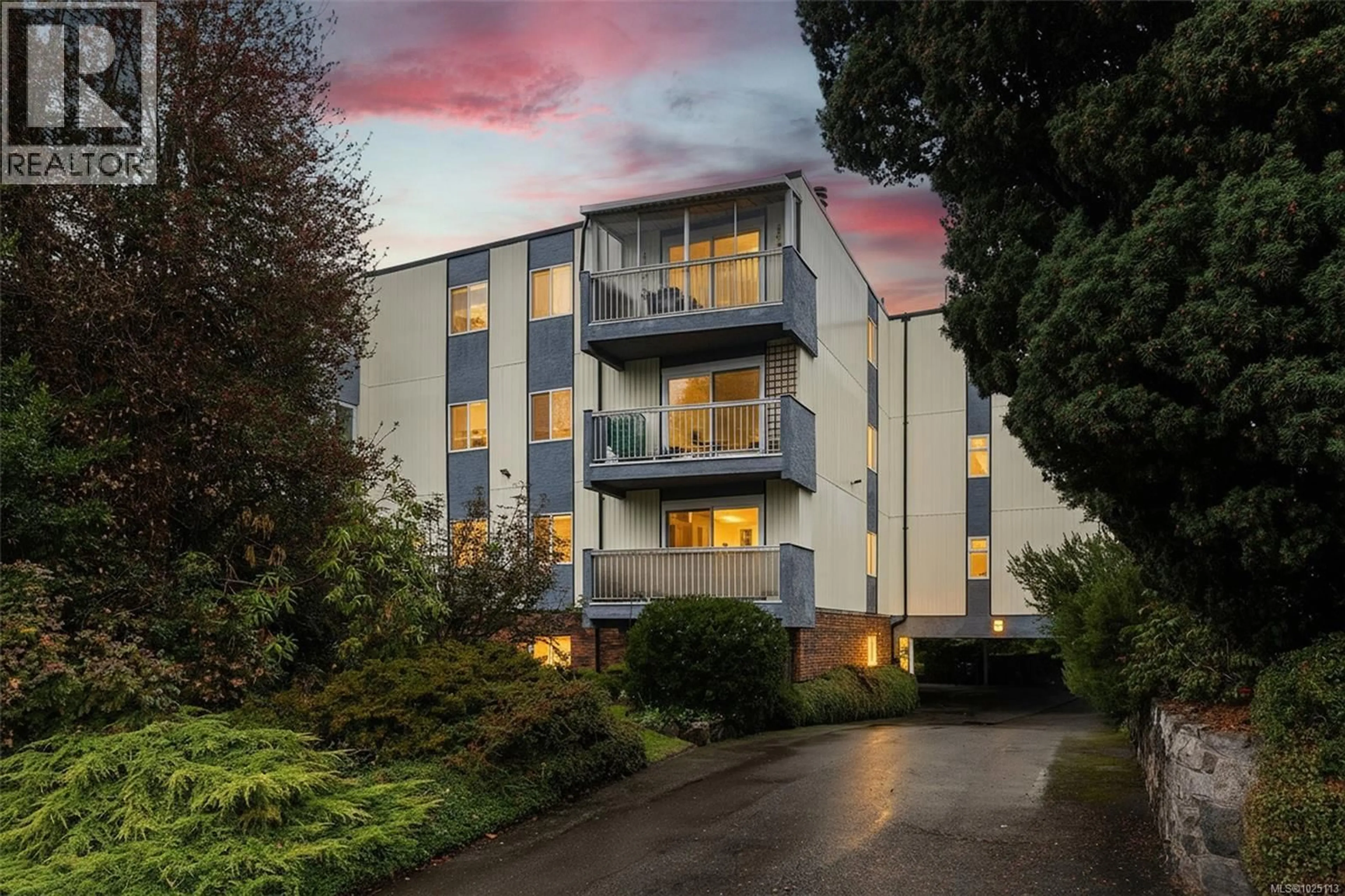 A pic from outside/outdoor area/front of a property/back of a property/a pic from drone, building for 201 - 1188 YATES STREET, Victoria British Columbia V8V3M8