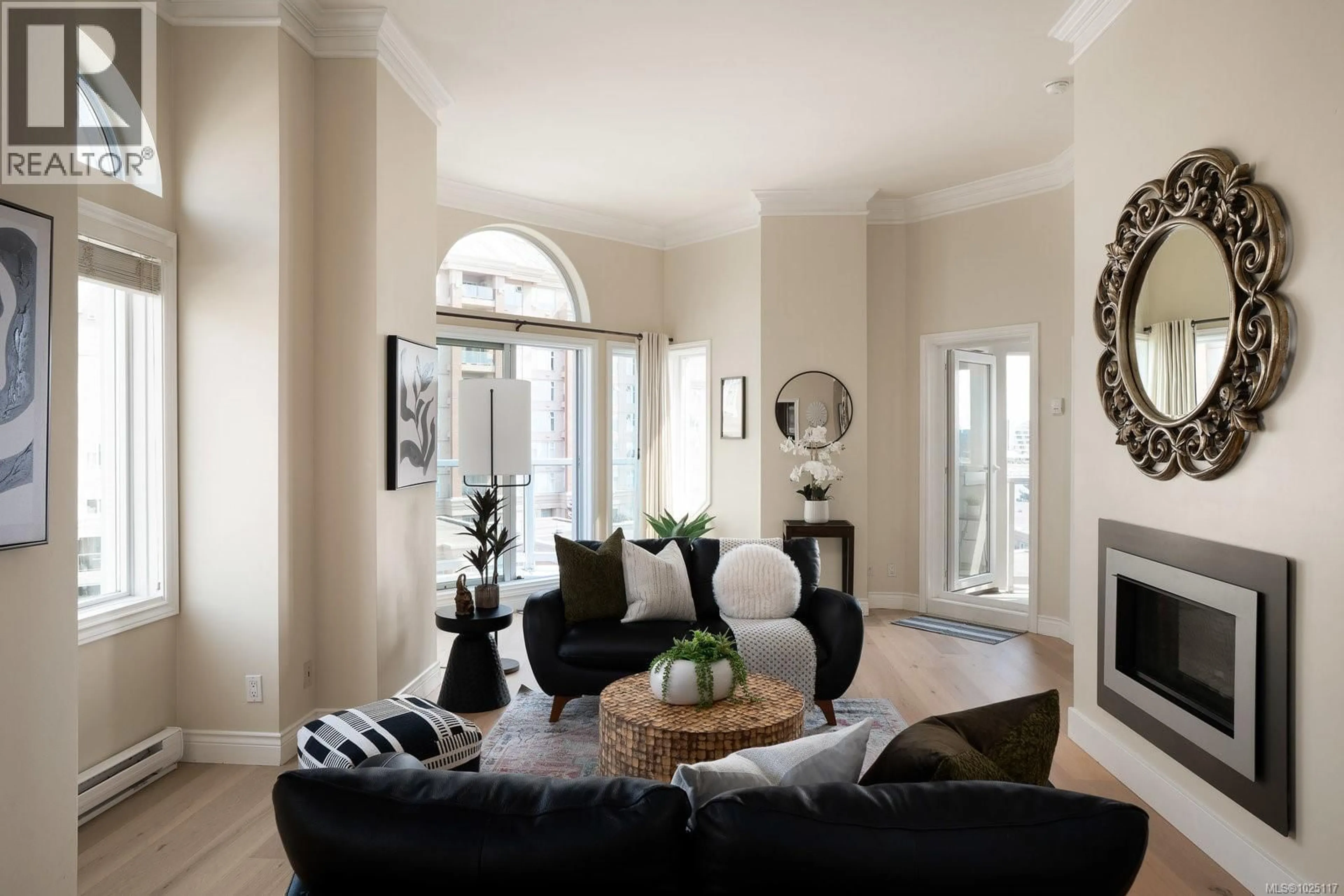 Living room with furniture, unknown for 518 - 10 PAUL KANE PLACE, Victoria British Columbia V9A7J8