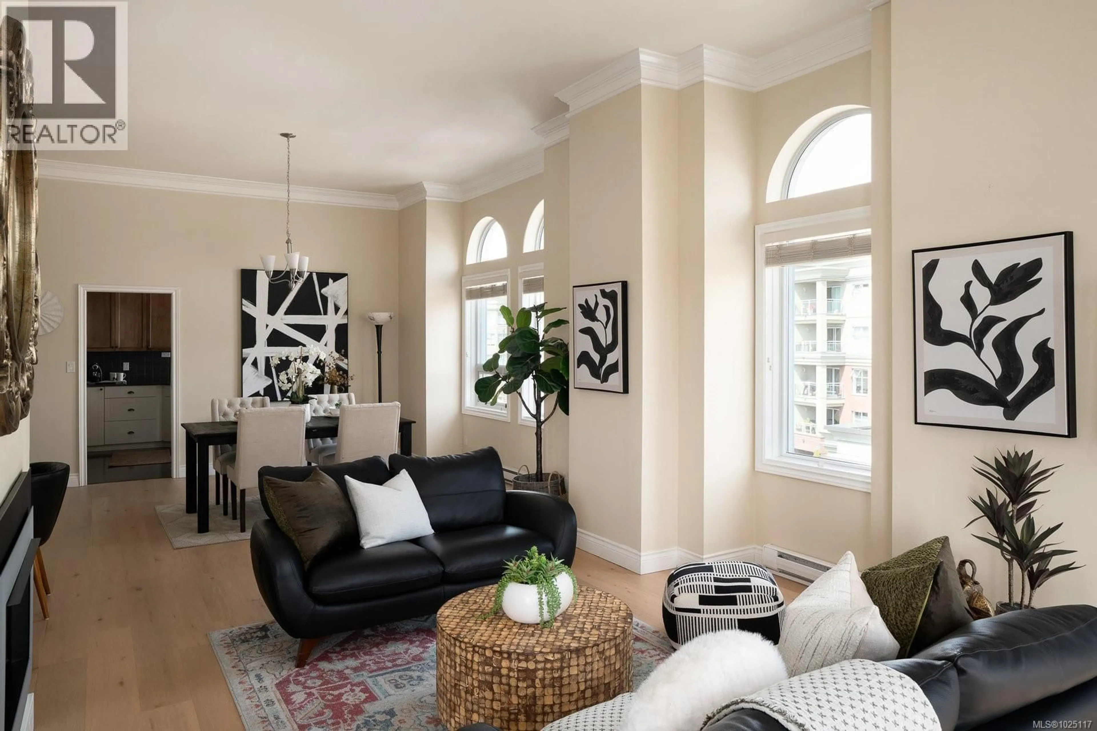 Living room with furniture, unknown for 518 - 10 PAUL KANE PLACE, Victoria British Columbia V9A7J8