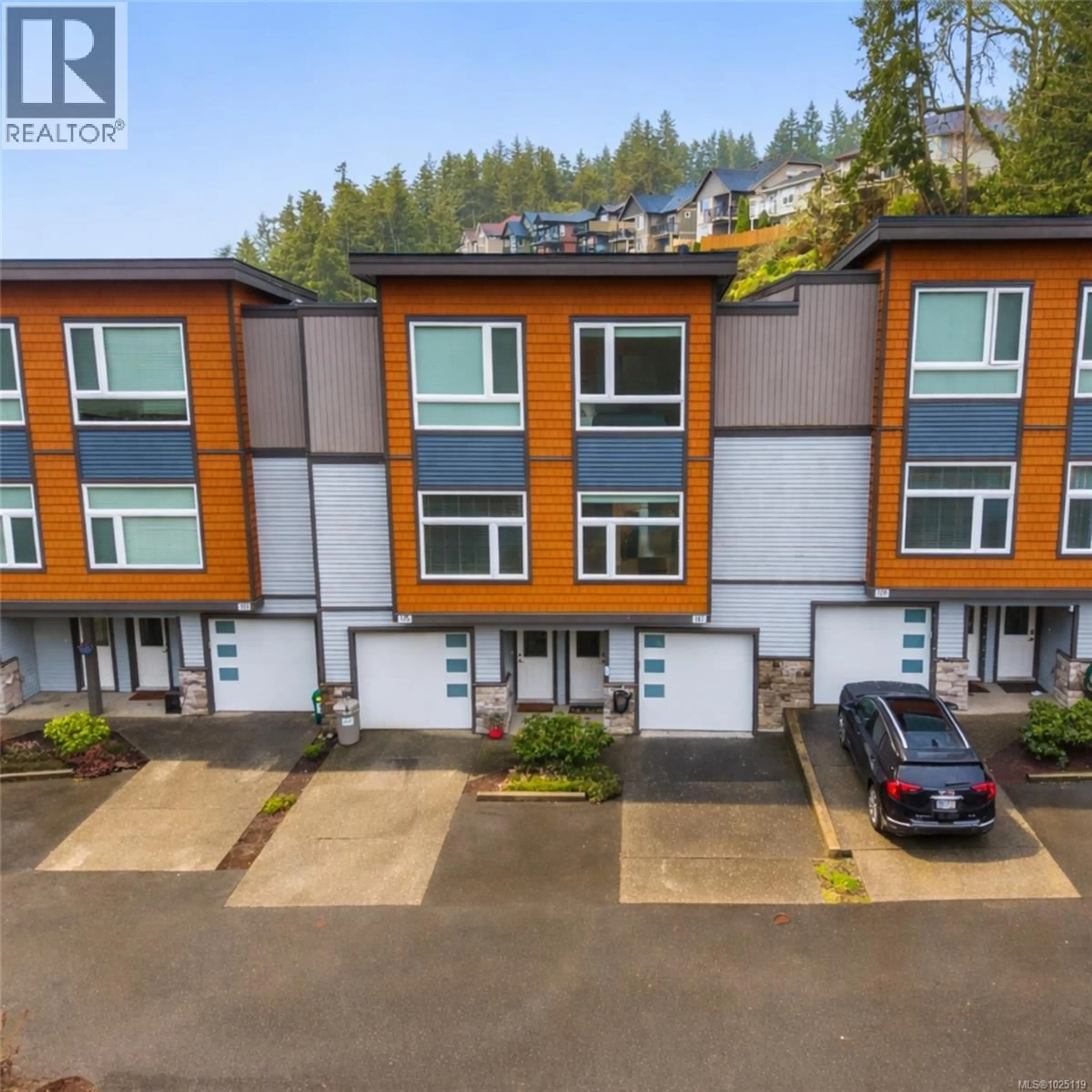 A pic from outside/outdoor area/front of a property/back of a property/a pic from drone, street for 107 - 933 WILD RIDGE WAY, Langford British Columbia V9C4M8