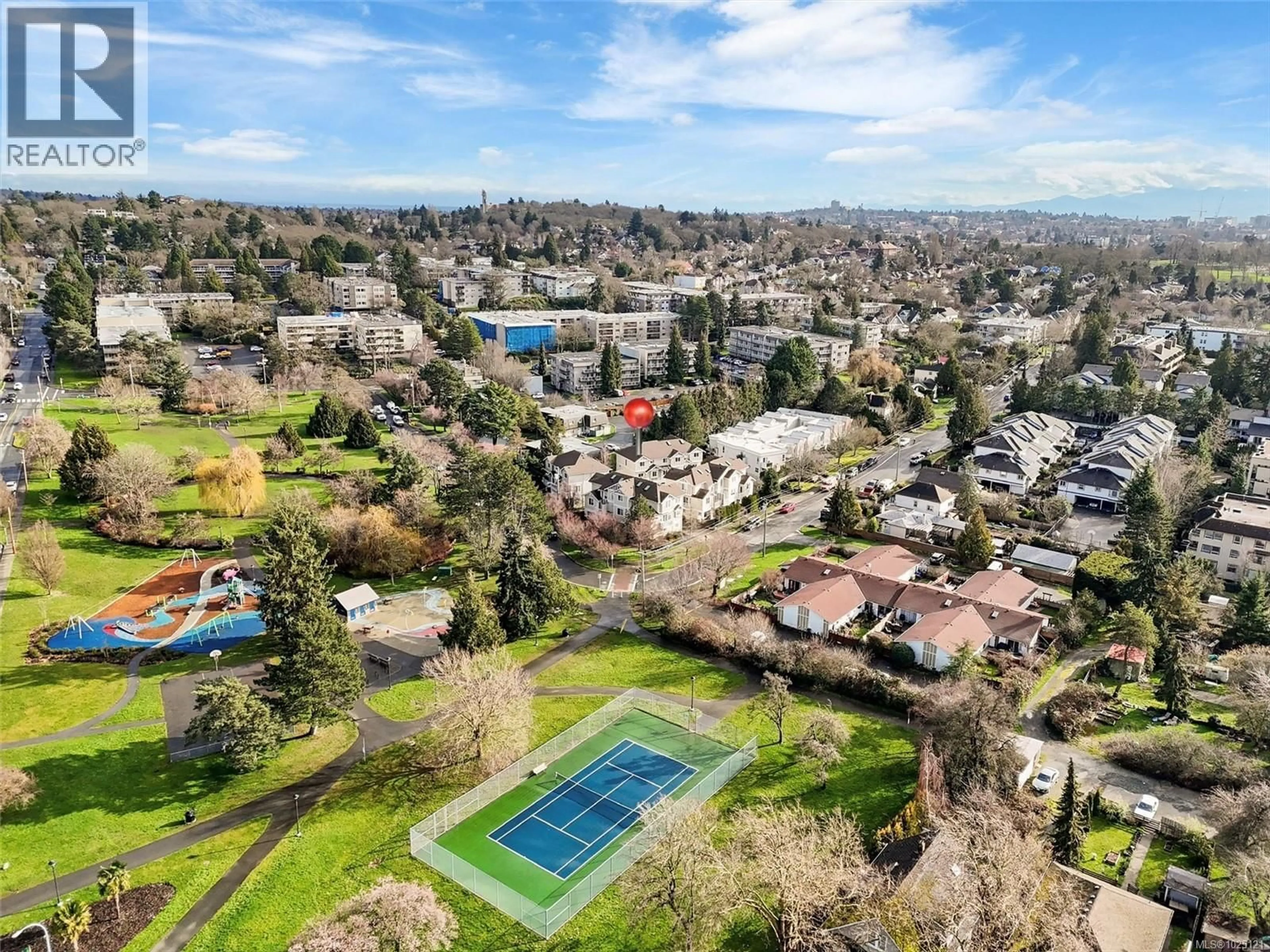 A pic from outside/outdoor area/front of a property/back of a property/a pic from drone, mountain view for 3273 RUTLEDGE STREET, Saanich British Columbia V8X1N6