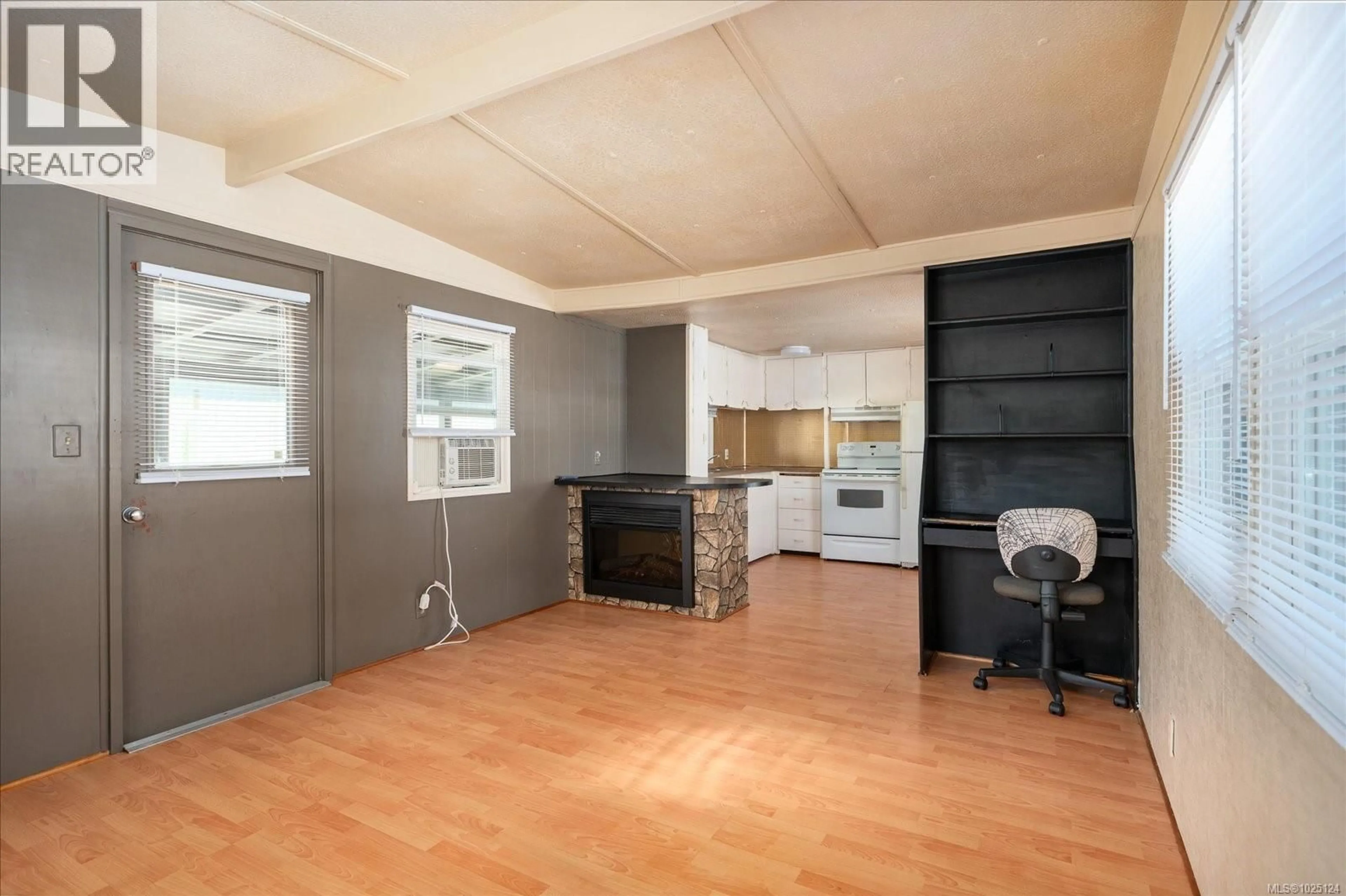 Unknown for 20 - 6820 PARKLANDS PLACE, Lantzville British Columbia V0R2H0