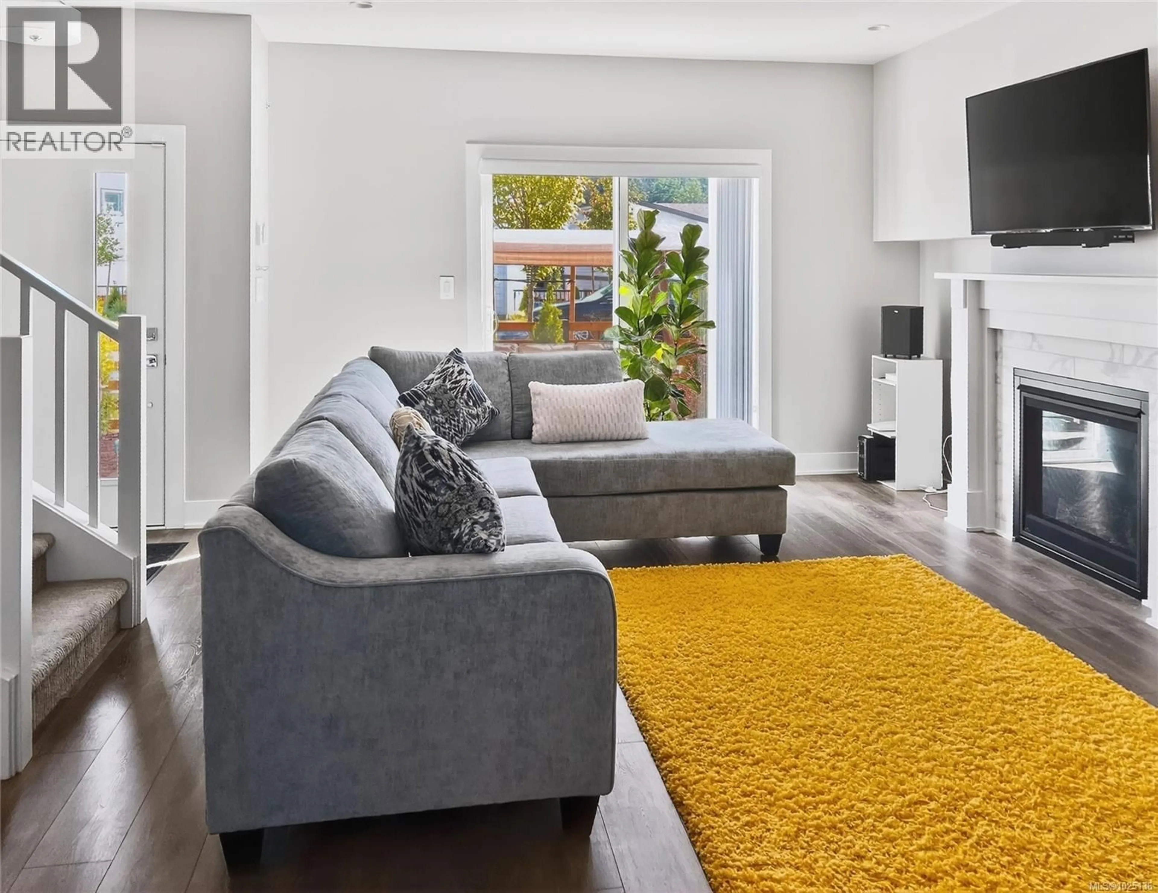 Living room with furniture, unknown for 2727 CELESTIAL COURT, Langford British Columbia V9B3R6