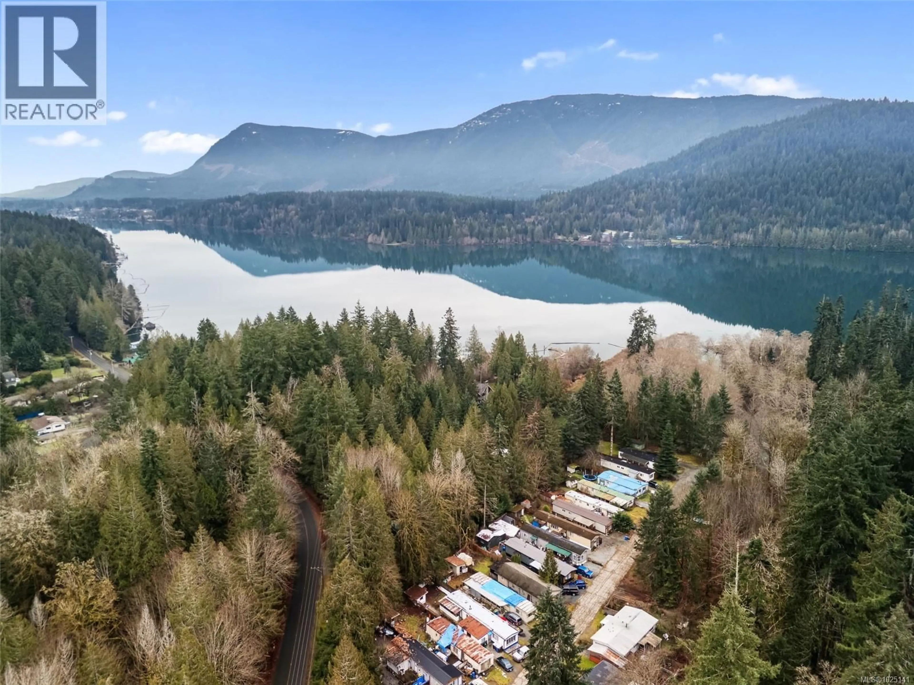 A pic from outside/outdoor area/front of a property/back of a property/a pic from drone, water/lake/river/ocean view for 22 - 9041 MEADES CREEK ROAD, Lake Cowichan British Columbia V0R2G0
