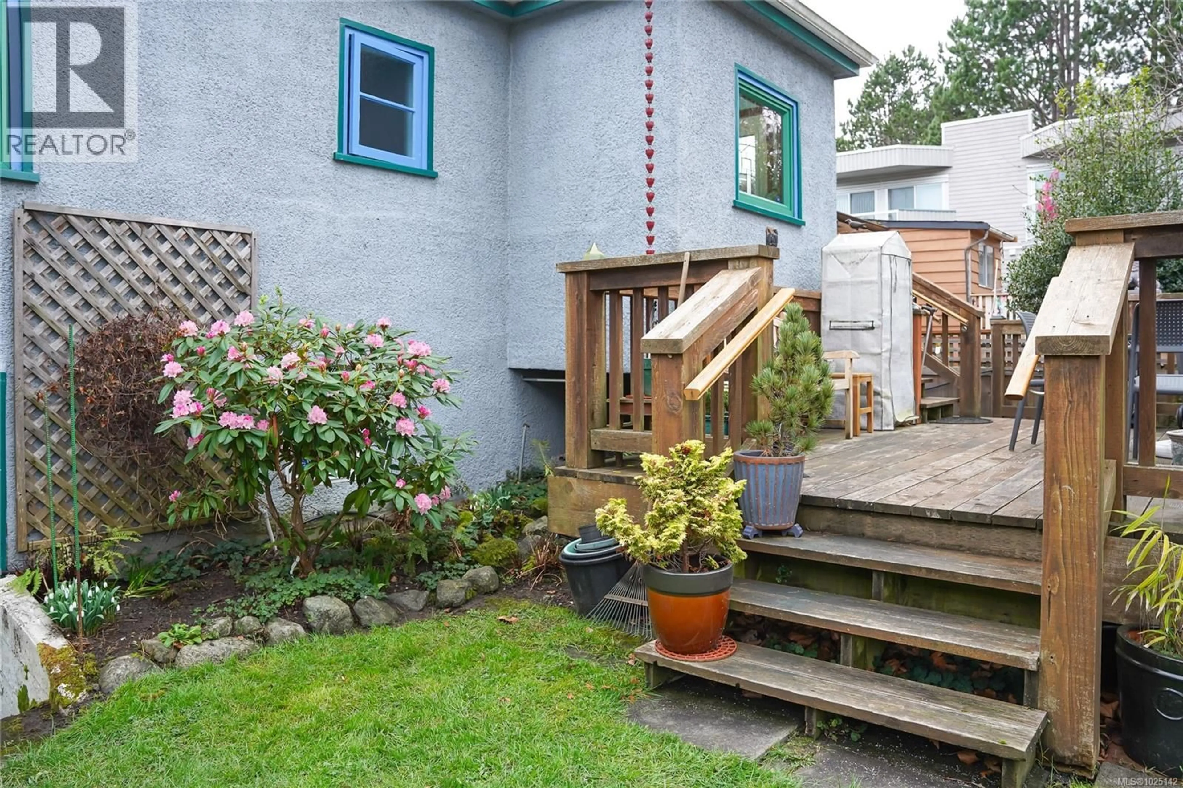 Patio, street for 1166 BURDETT AVENUE, Victoria British Columbia V8V3H2
