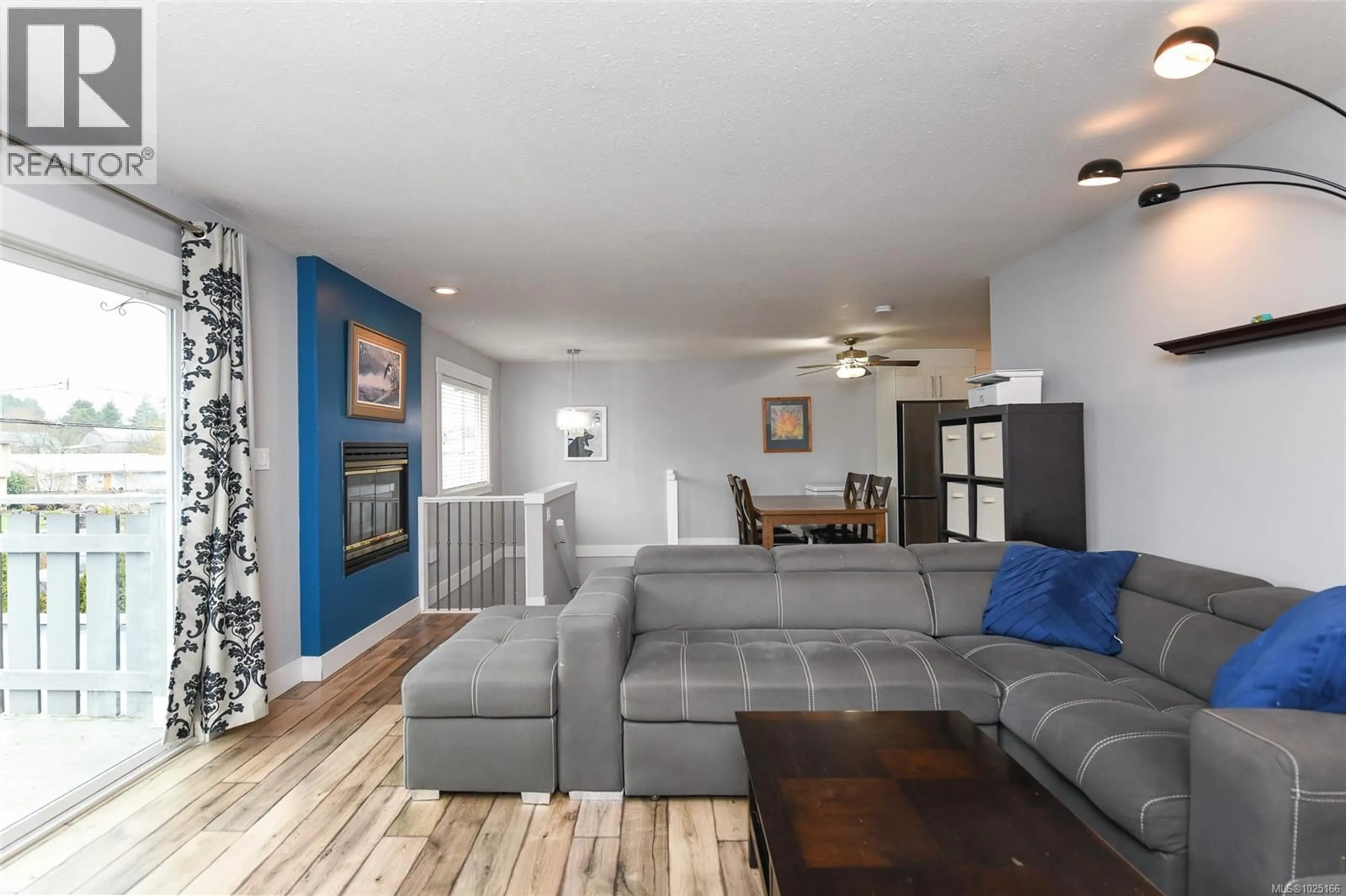 Living room with furniture, unknown for 2350B WILLEMAR AVENUE, Courtenay British Columbia V9N3M8