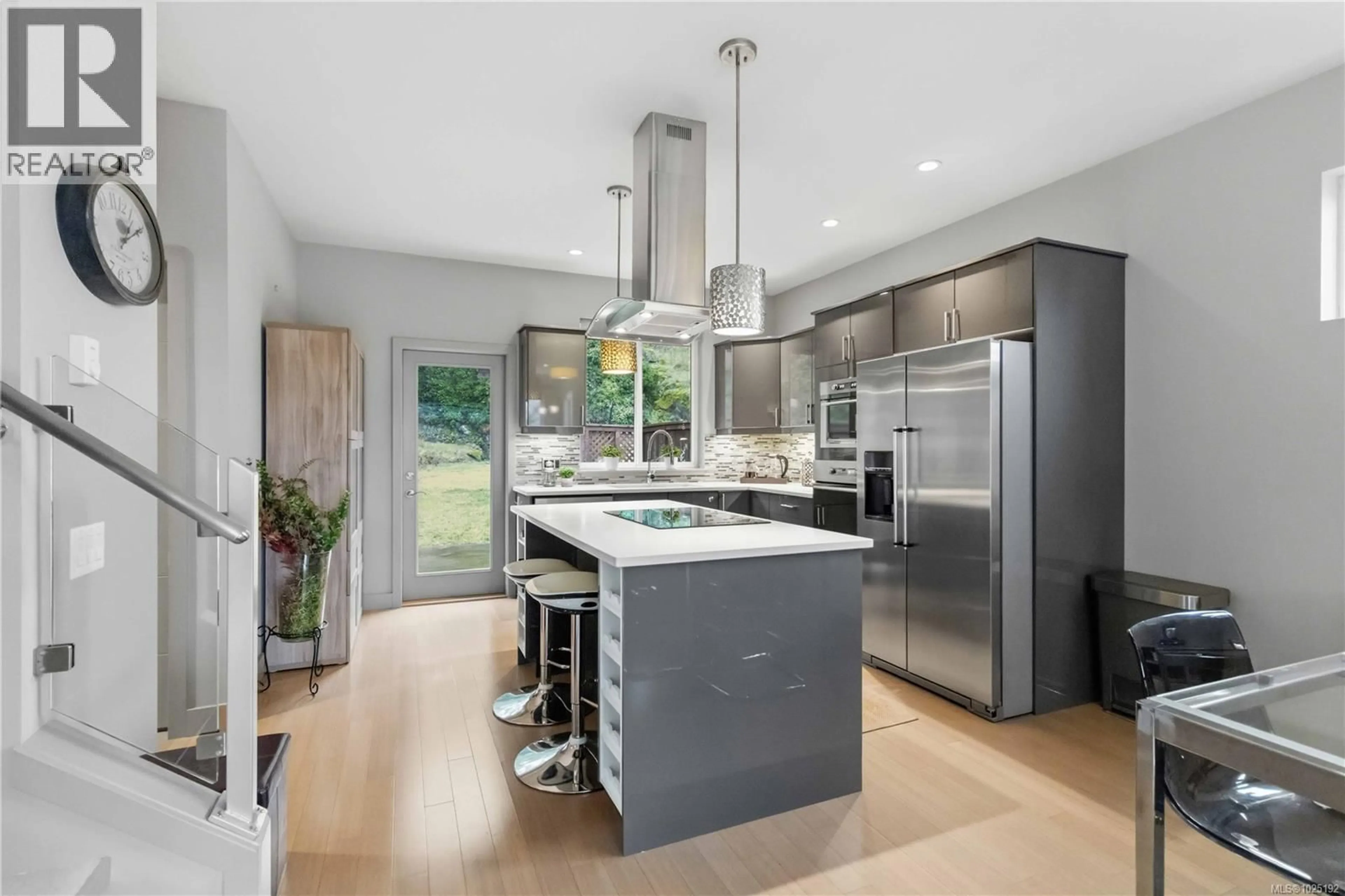 Contemporary kitchen, unknown for C - 2524 MILL HILL ROAD, Langford British Columbia V9B4X7