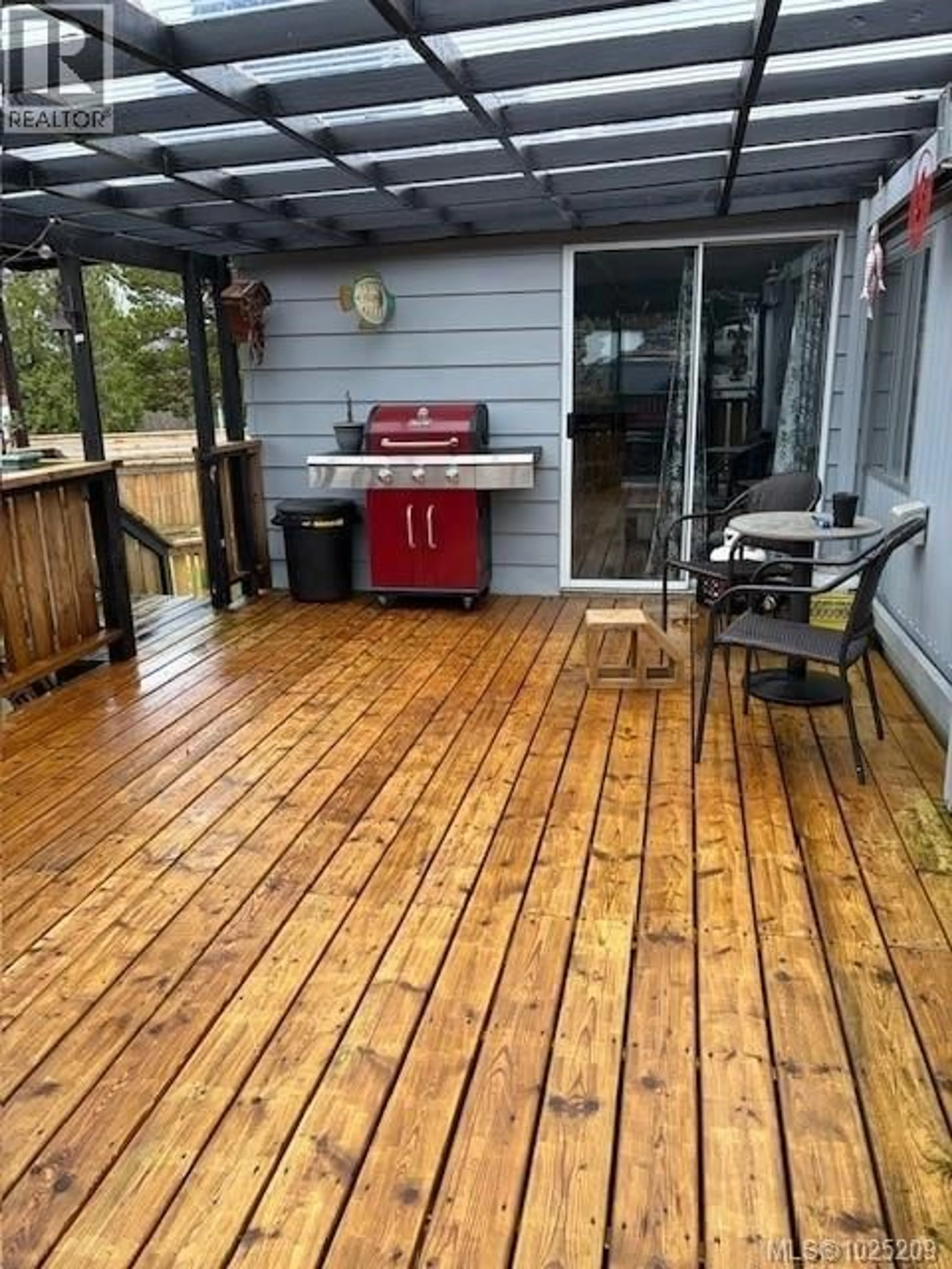 Patio, street for 9446 CHANCELLOR HEIGHTS, Port Hardy British Columbia V0N2P0