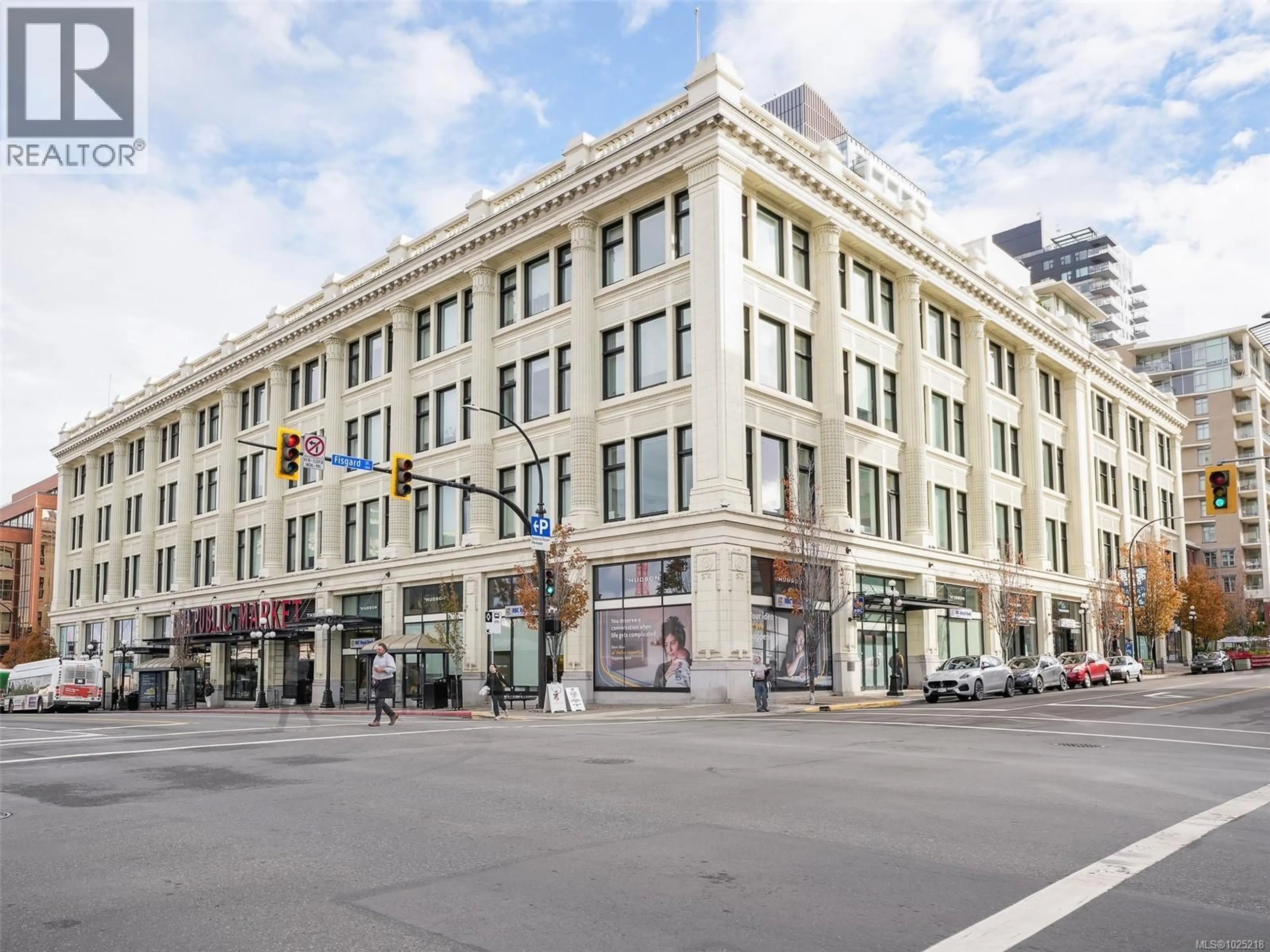 Unknown for 425 - 770 FISGARD STREET, Victoria British Columbia V8W0B8