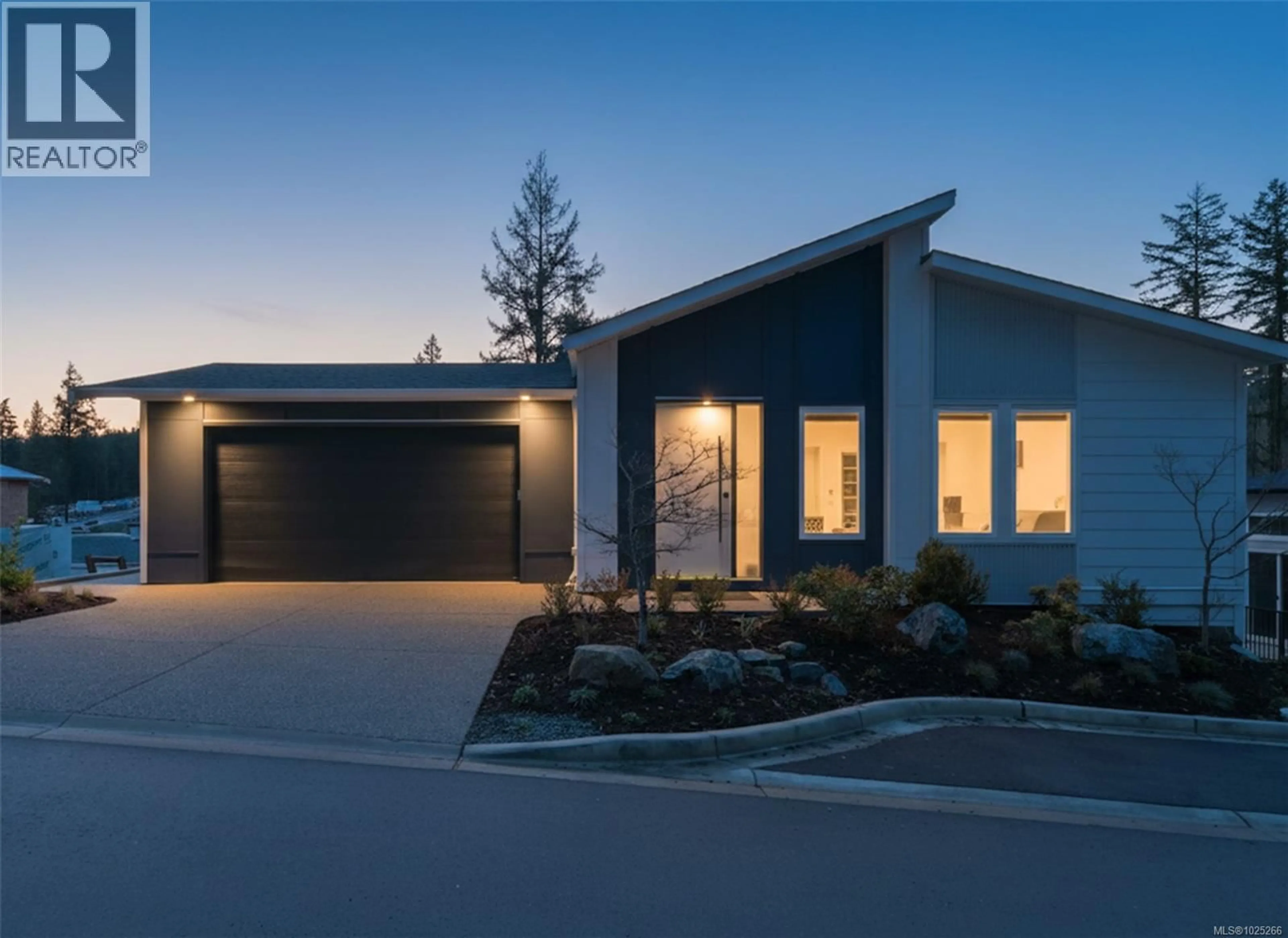 Home with vinyl exterior material, street for 3628 AUTUMN LANE, Langford British Columbia V9C0S3