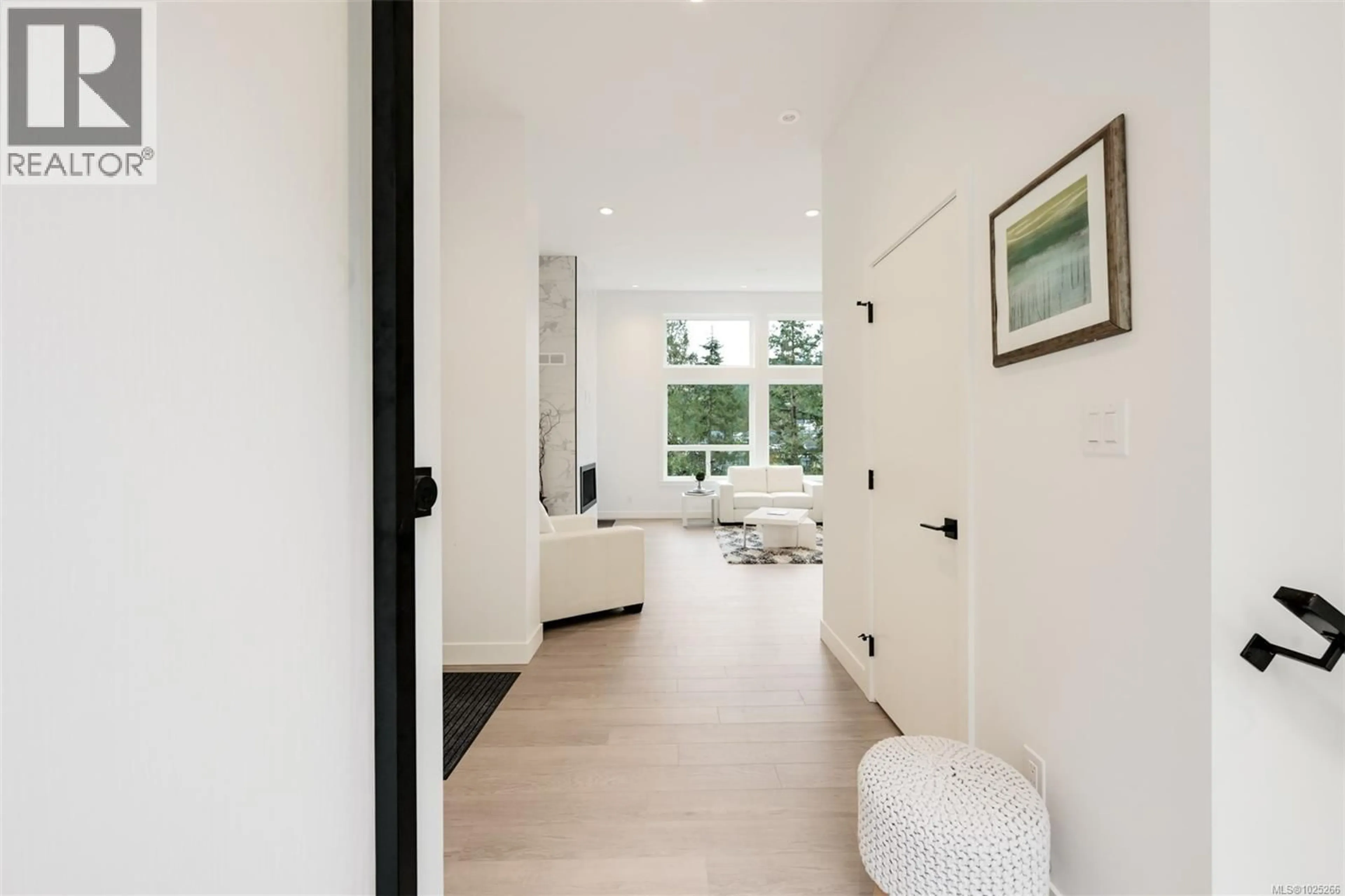 Indoor entryway for 3628 AUTUMN LANE, Langford British Columbia V9C0S3