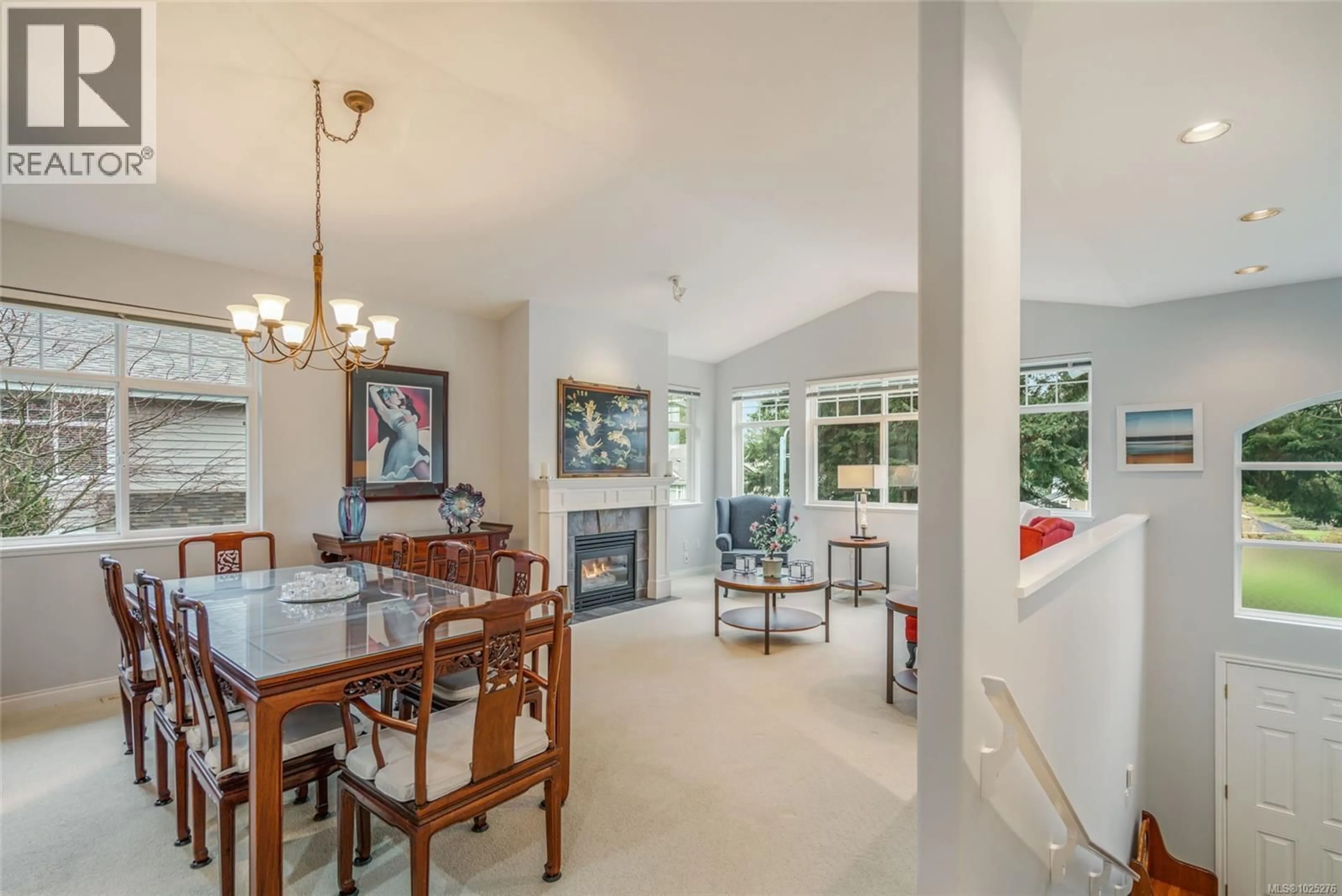 Dining room, ceramic/tile floor for 1266 SATURNA DRIVE, Parksville British Columbia V9P2X6
