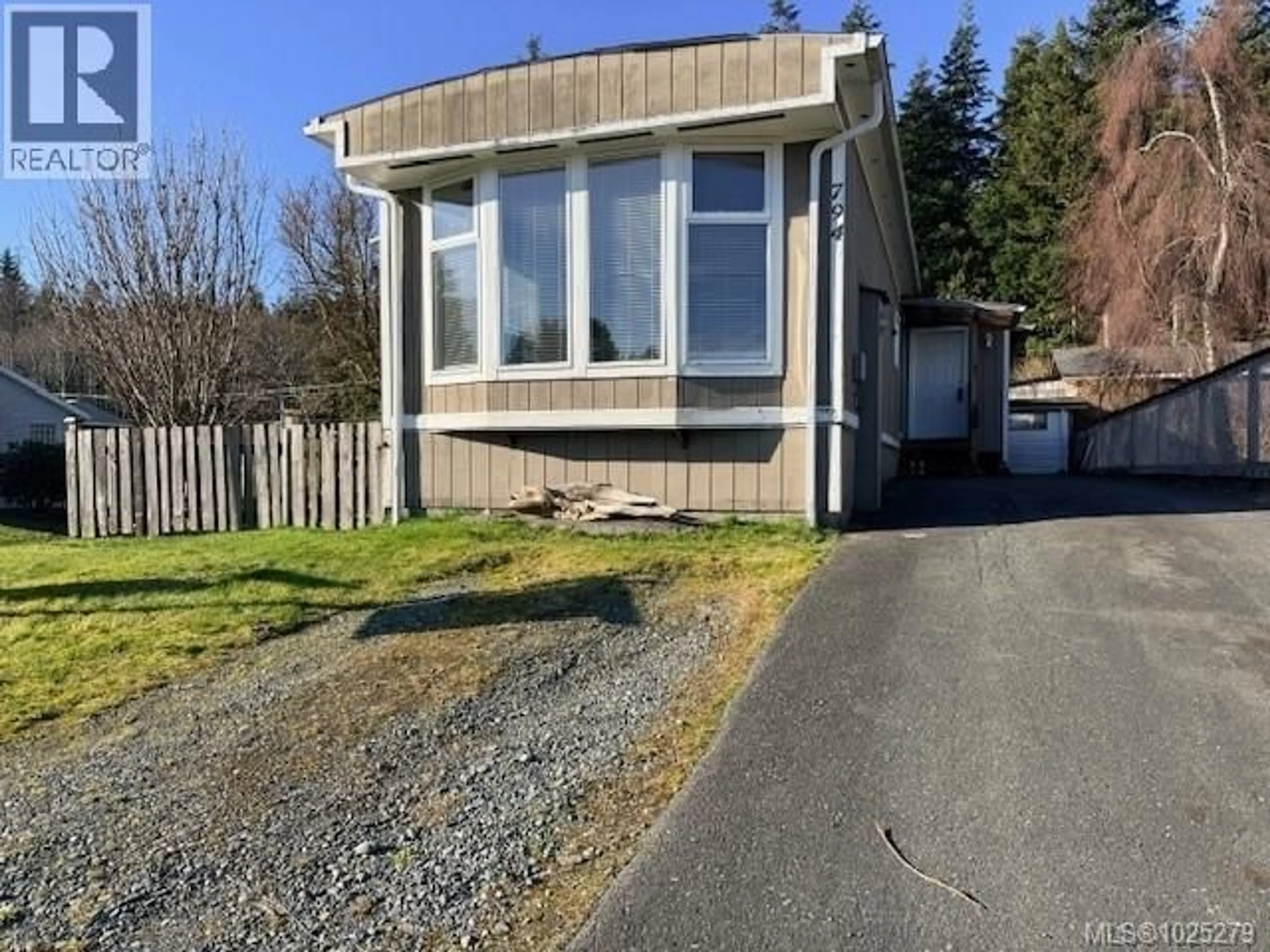 Home with vinyl exterior material, unknown for 794 PATTERSON DRIVE, Port McNeill British Columbia V0N2R0