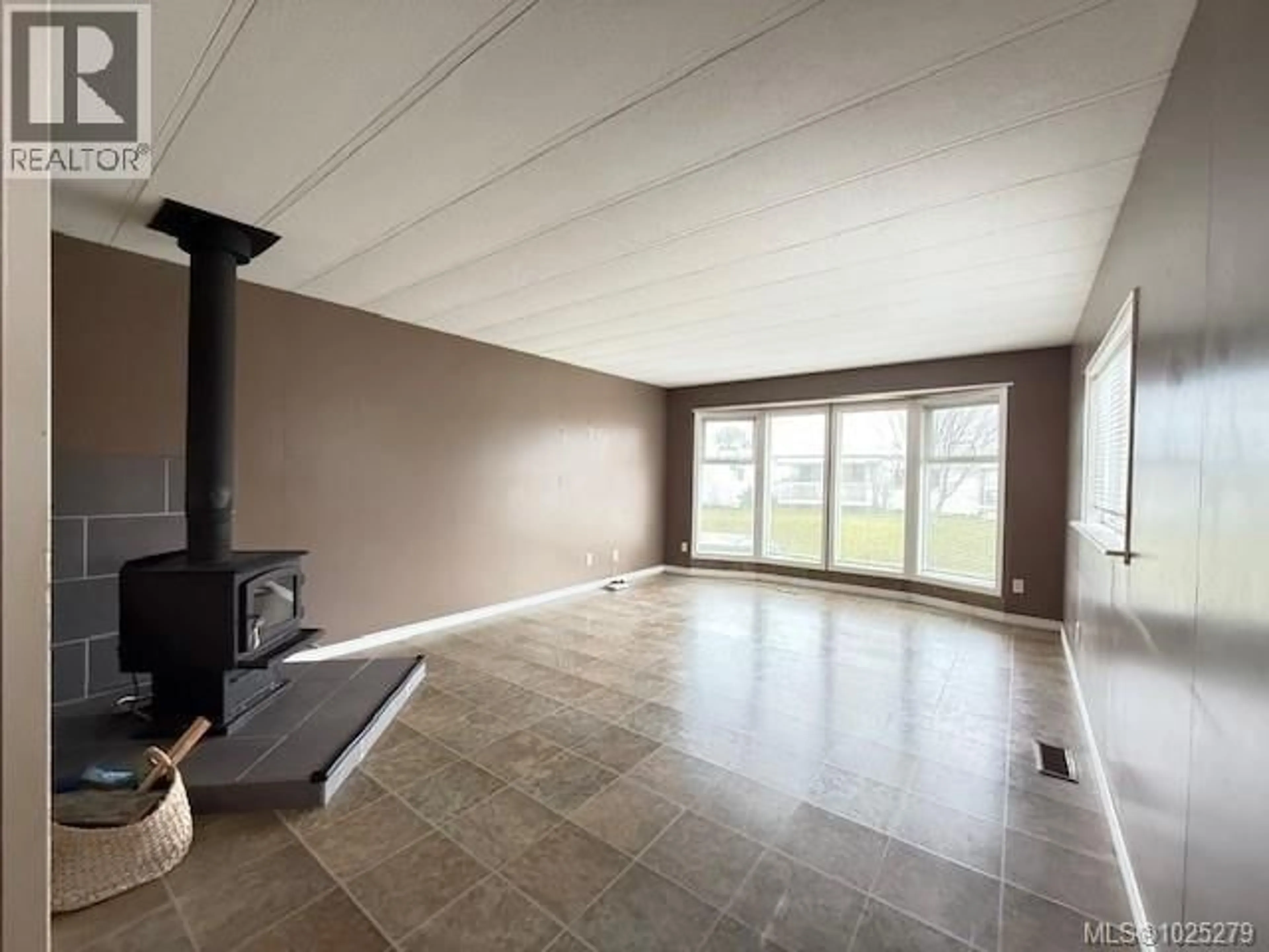 A pic of a room for 794 PATTERSON DRIVE, Port McNeill British Columbia V0N2R0