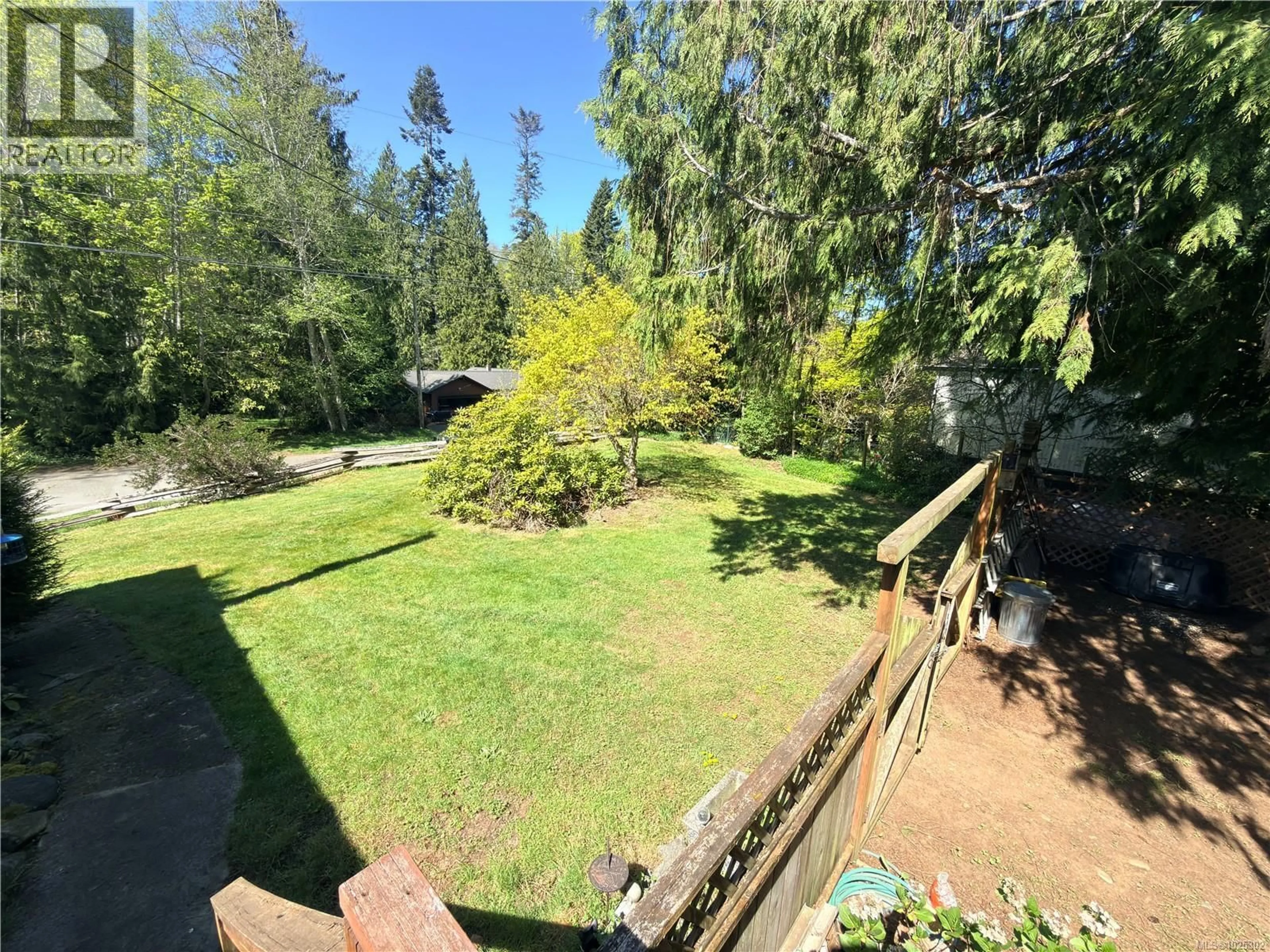 A pic from outside/outdoor area/front of a property/back of a property/a pic from drone, forest/trees view for 822 MILLER ROAD, Parksville British Columbia V9P1Z1