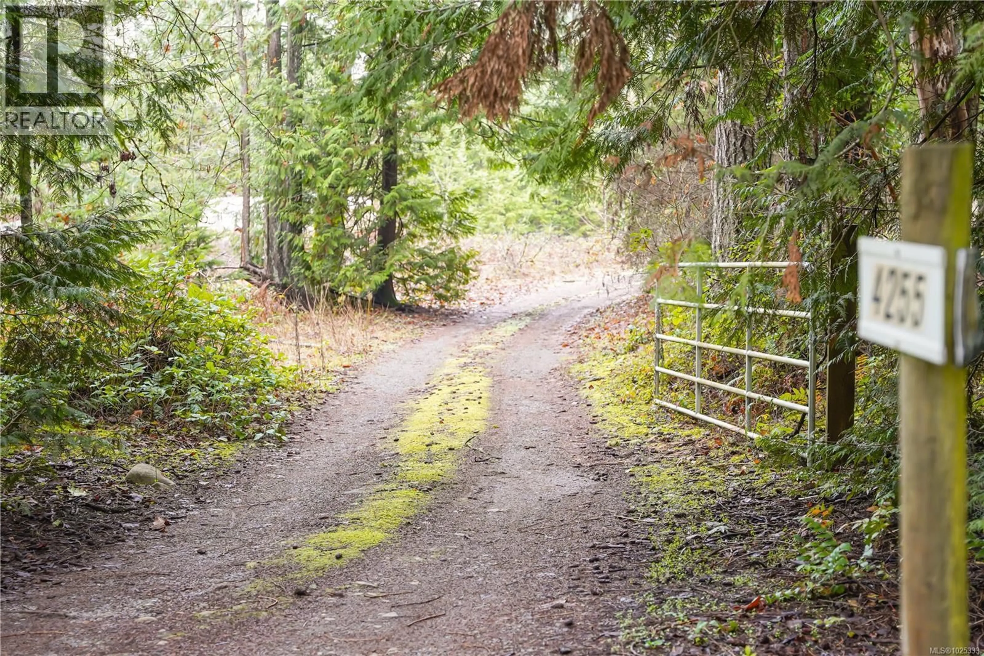 Blurry image for 4255 YELLOW POINT ROAD, Ladysmith British Columbia V9G1G3