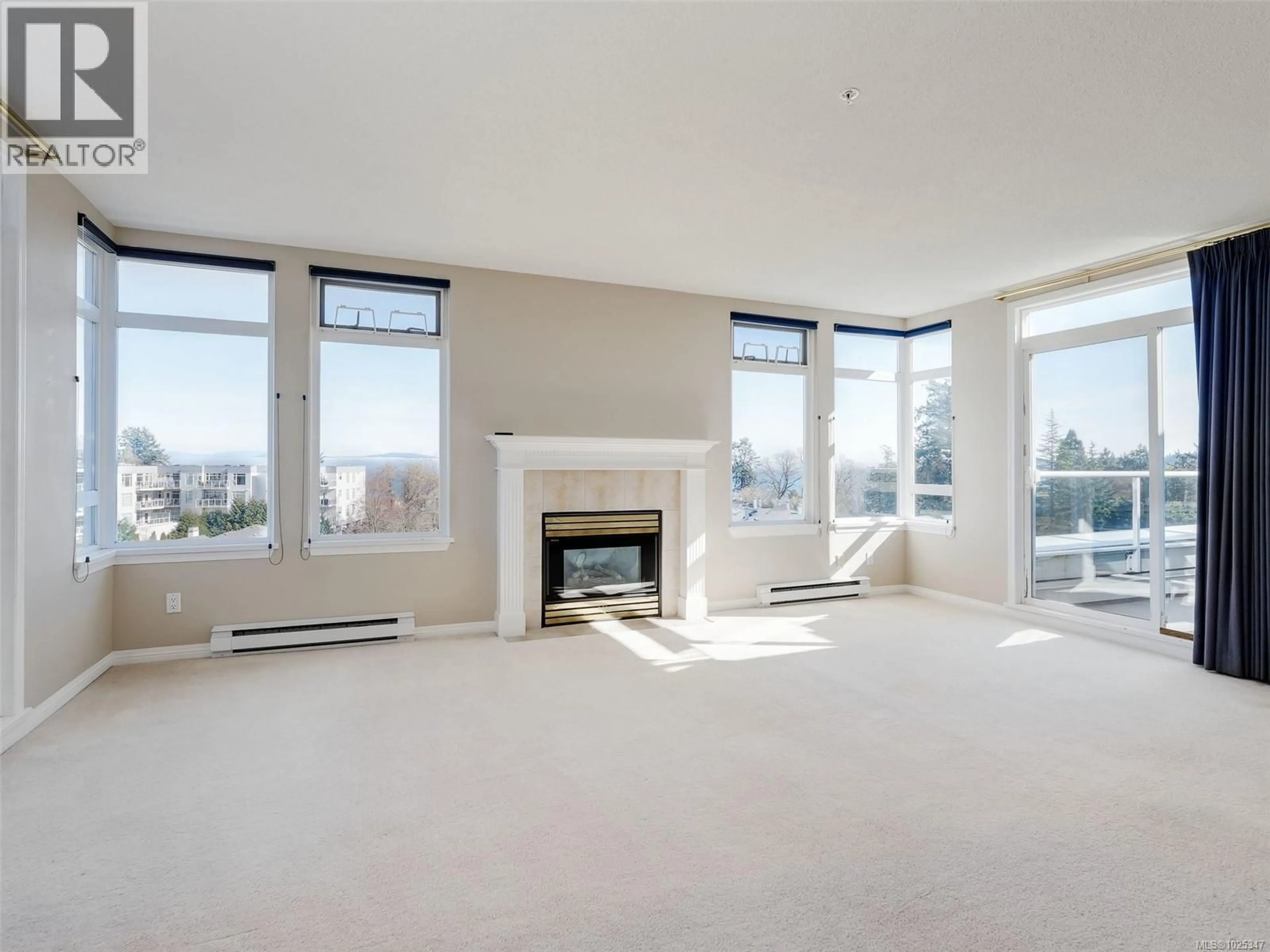 Living room with furniture, unknown for 505 - 5110 CORDOVA BAY ROAD, Saanich British Columbia V8Y2K5