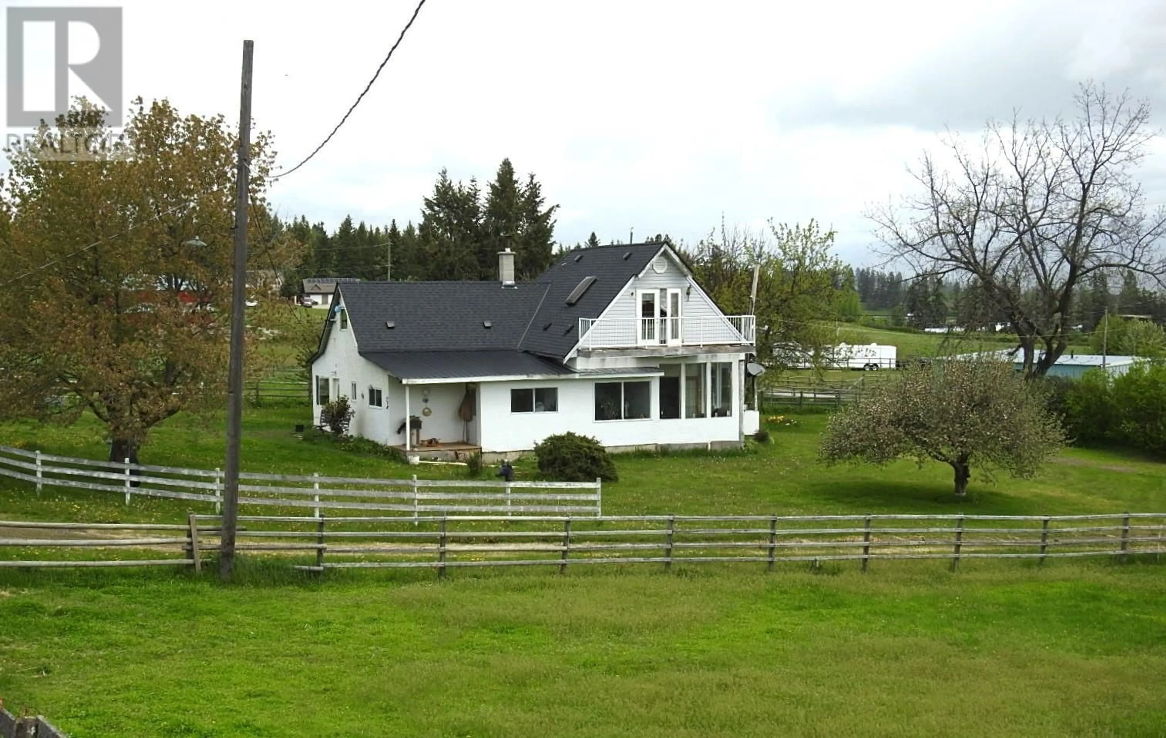 A pic from outside/outdoor area/front of a property/back of a property/a pic from drone, mountain view for 4435 HALLAM ROAD, Armstrong British Columbia V0E1B0