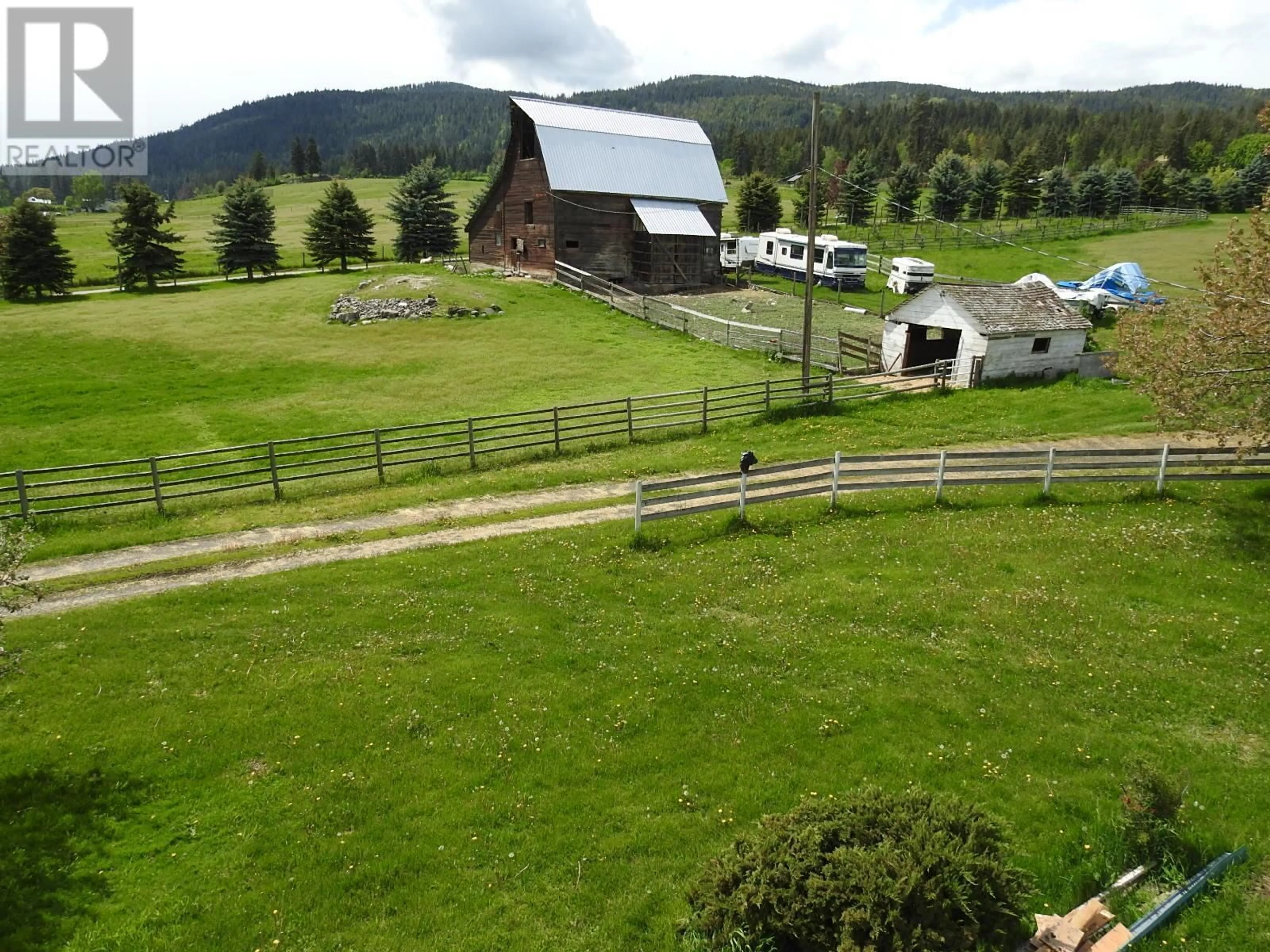 A pic from outside/outdoor area/front of a property/back of a property/a pic from drone, mountain view for 4435 HALLAM ROAD, Armstrong British Columbia V0E1B0