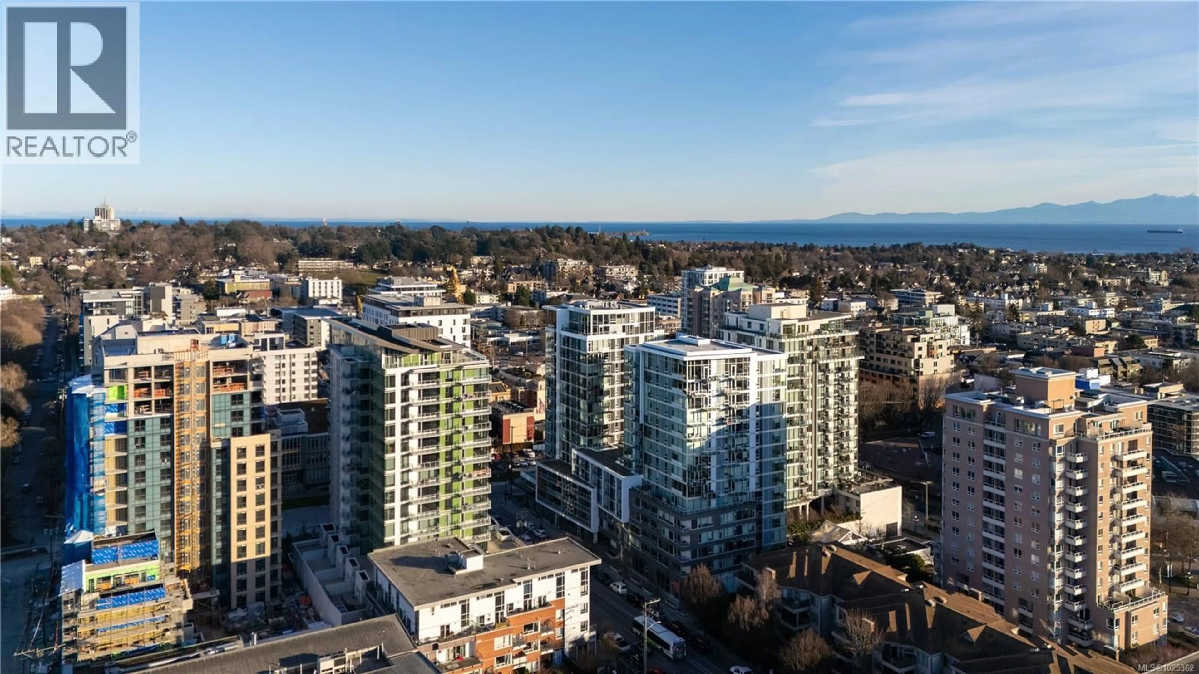 A pic from outside/outdoor area/front of a property/back of a property/a pic from drone, city buildings view from balcony for 1604 - 989 JOHNSON STREET, Victoria British Columbia V8V0E3