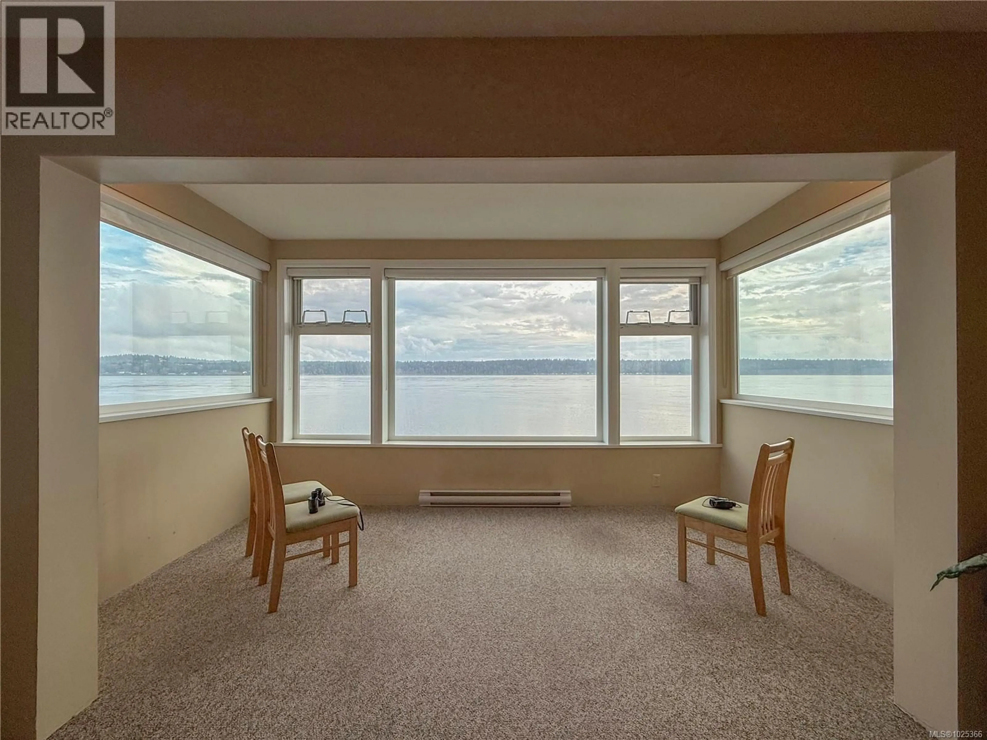 A pic of a room for 201 - 539 ISLAND HIGHWAY, Campbell River British Columbia V9W2B9