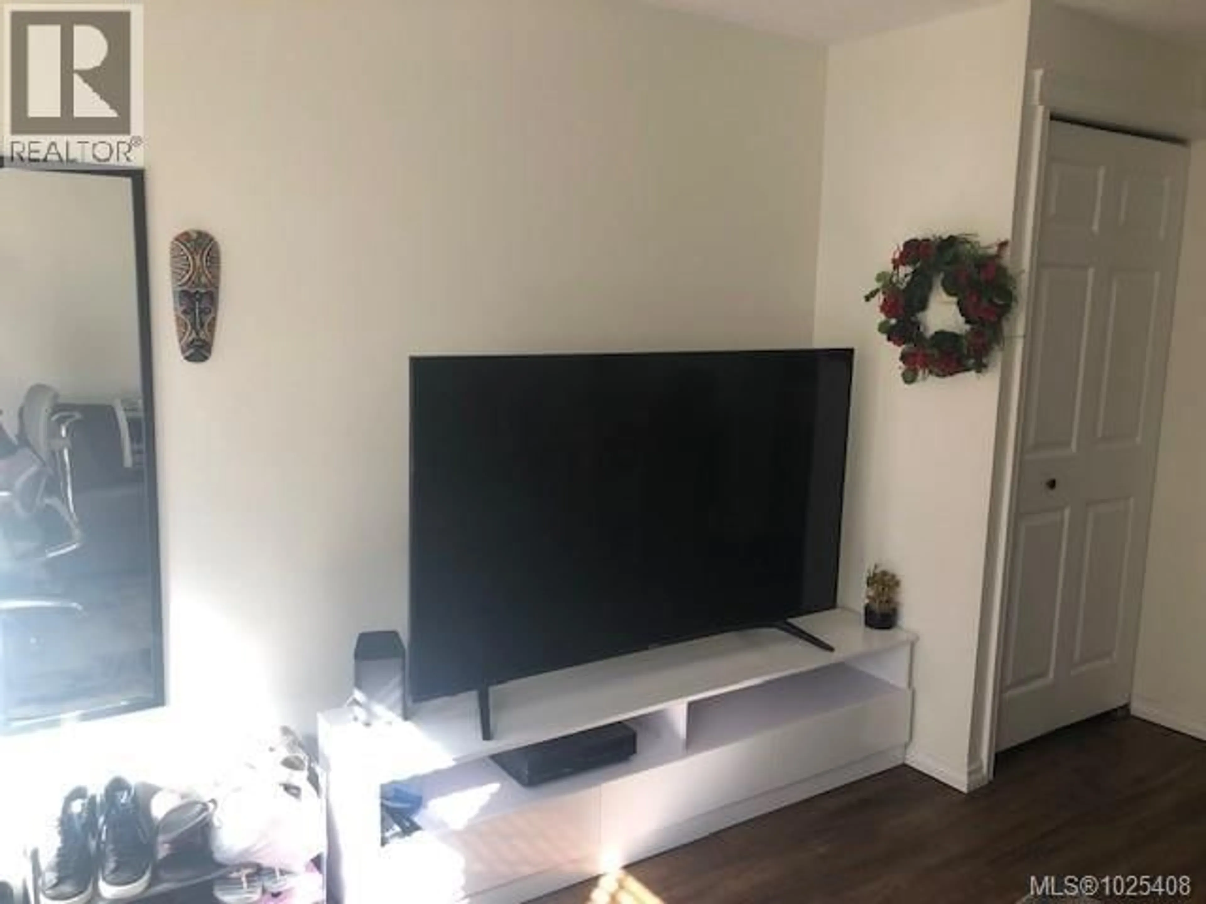 A pic of a room for 104 - 2766 PEATT ROAD, Langford British Columbia V9B3V3