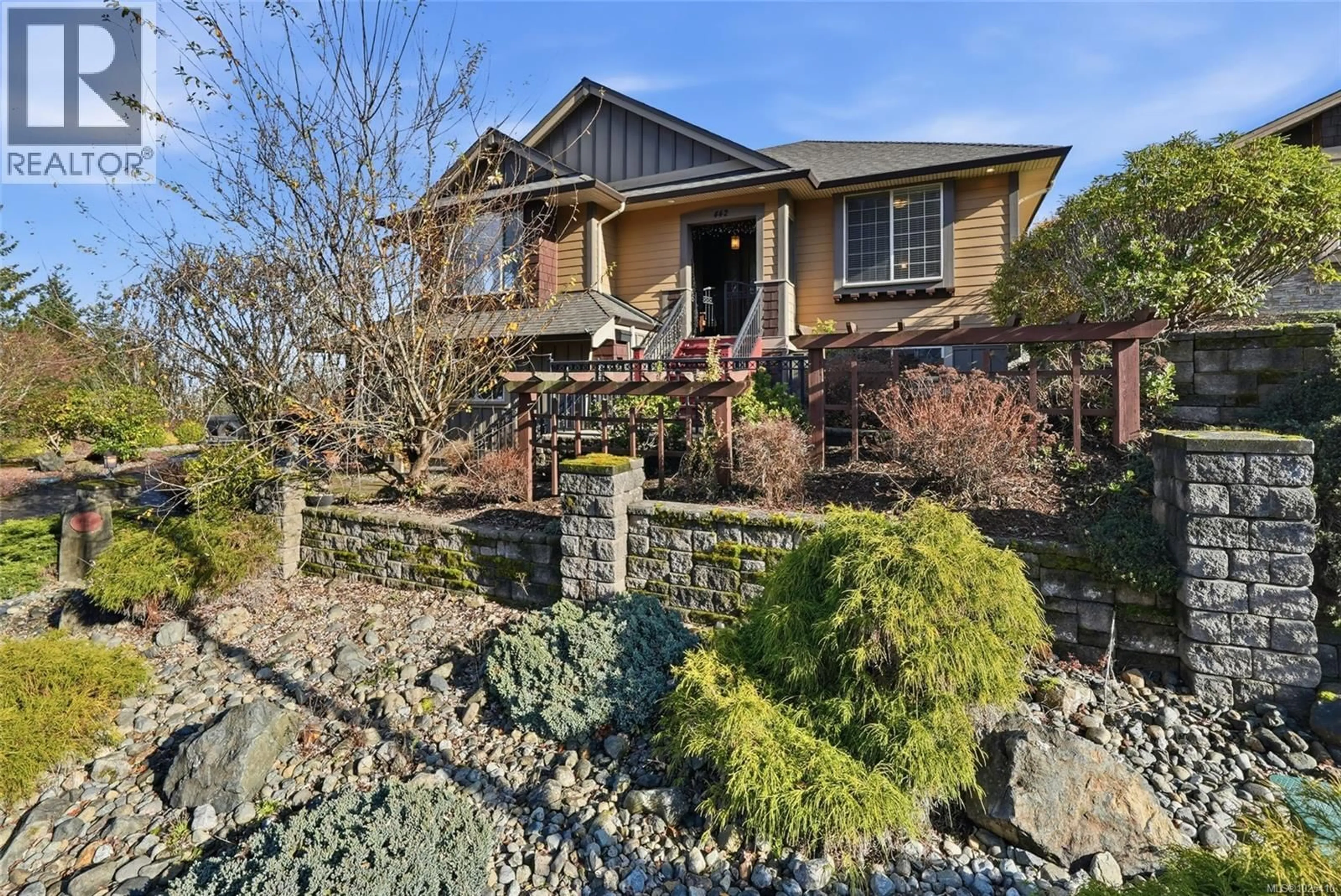 A pic from outside/outdoor area/front of a property/back of a property/a pic from drone, street for 442 MONTCLAIR DRIVE, Nanaimo British Columbia V9R7C2