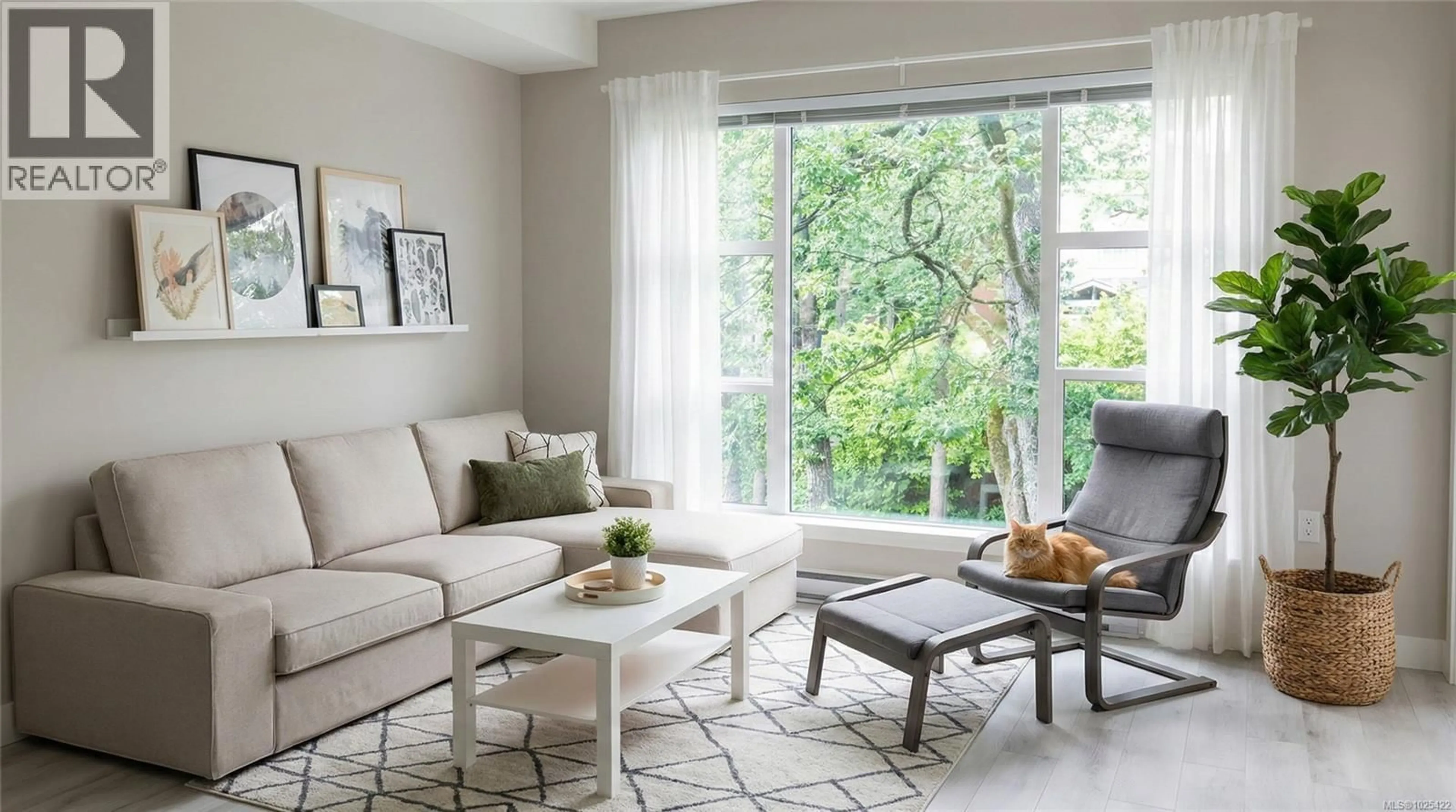 Living room with furniture, unknown for 505 - 1016 INVERNESS ROAD, Saanich British Columbia V8X0B1