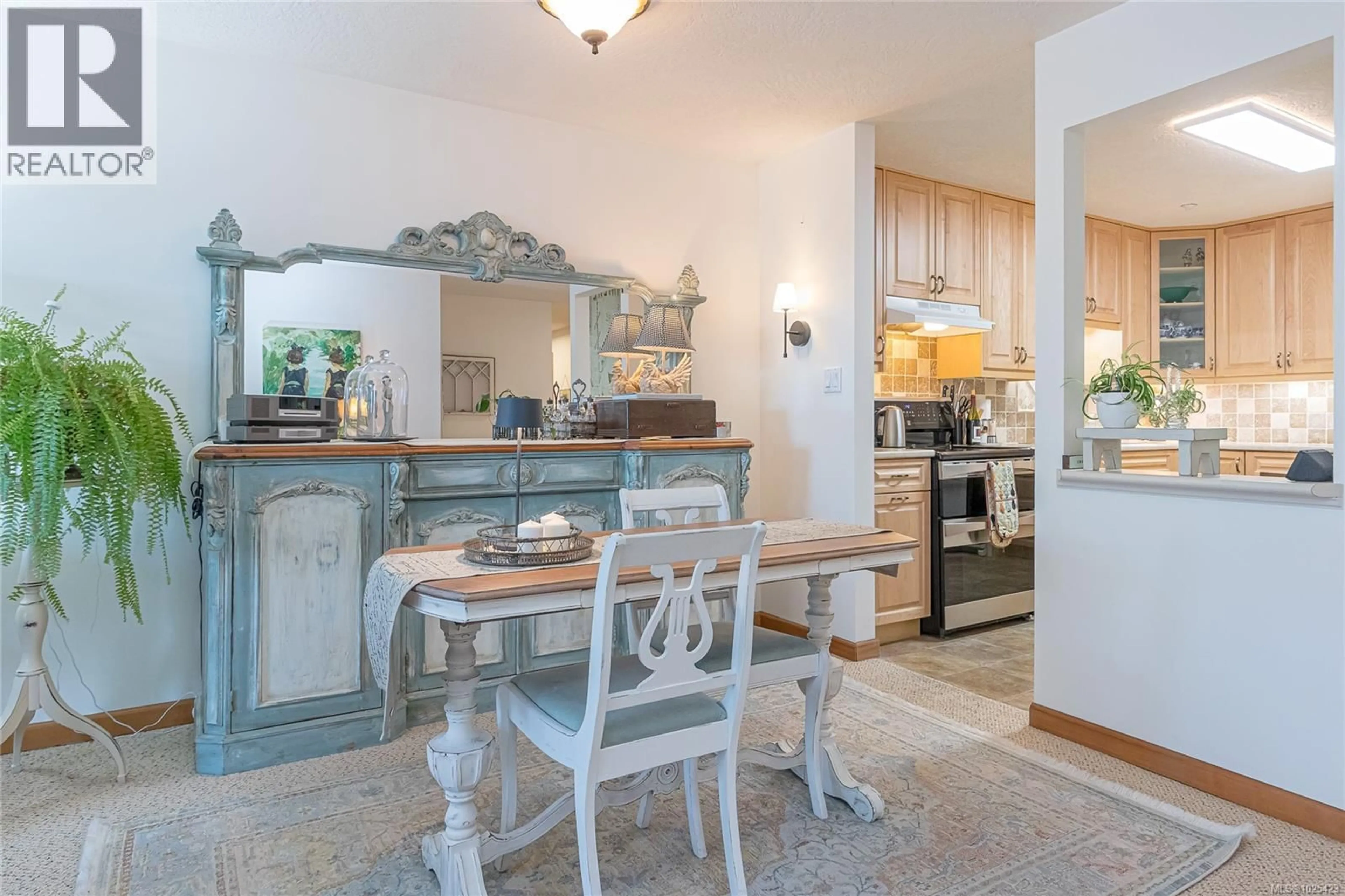 Open concept kitchen, unknown for 203 - 354 MORISON AVENUE, Parksville British Columbia V9P2V3