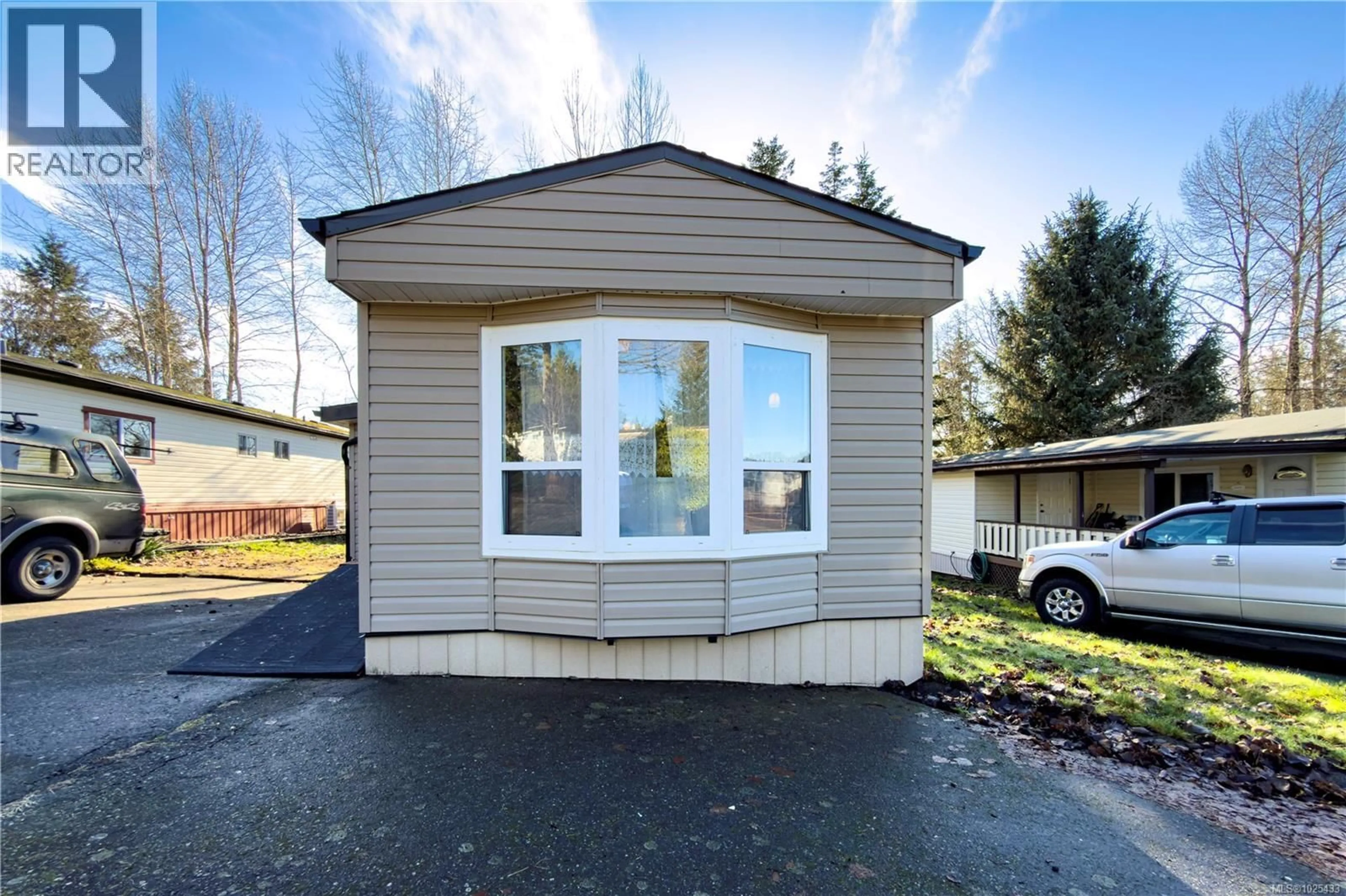 Home with vinyl exterior material, street for 80 - 1160 SHELLBOURNE BOULEVARD, Campbell River British Columbia V9W5G5
