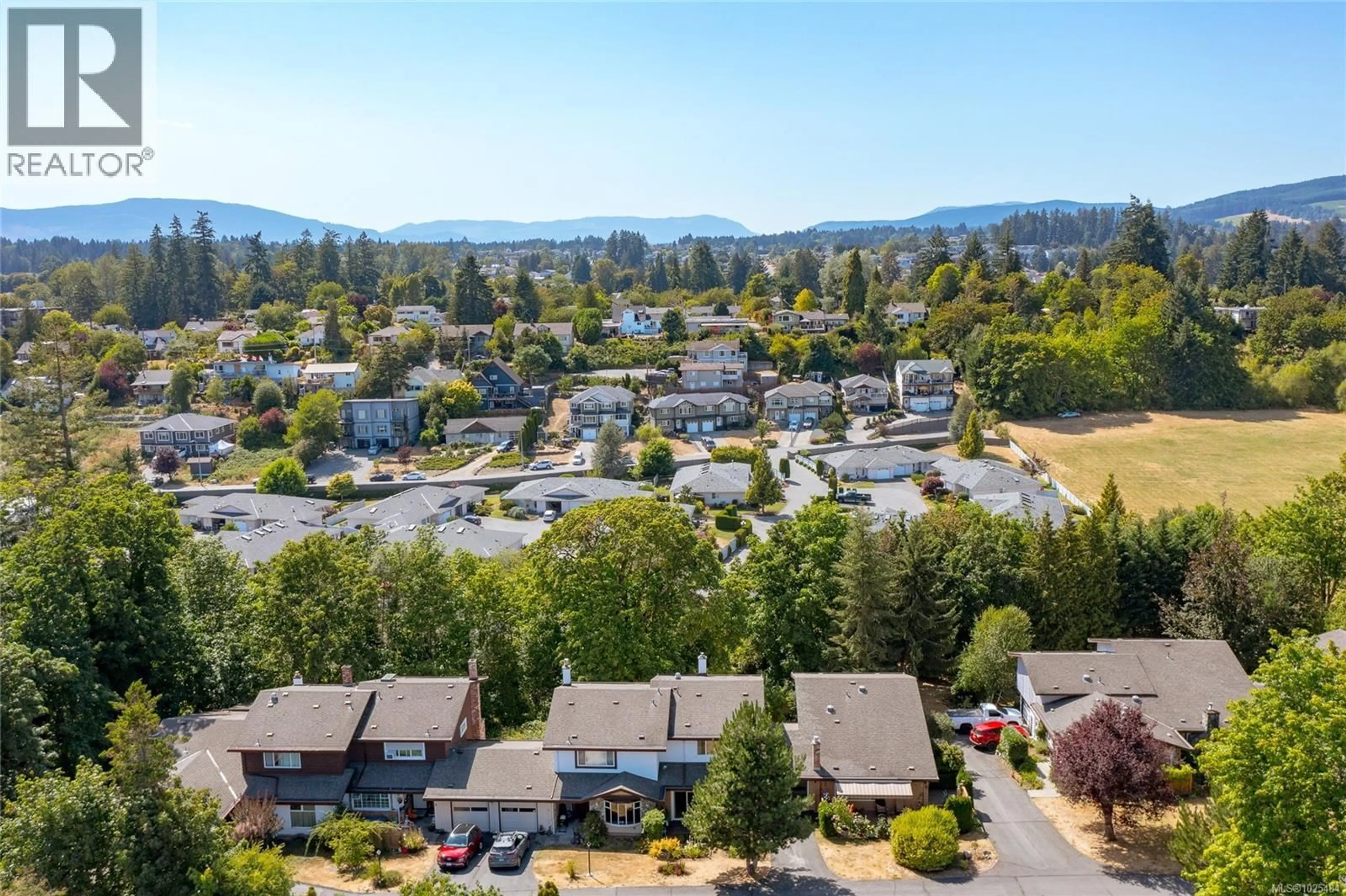 A pic from outside/outdoor area/front of a property/back of a property/a pic from drone, water/lake/river/ocean view for 13 - 6172 ALINGTON ROAD, Duncan British Columbia V9L2E9
