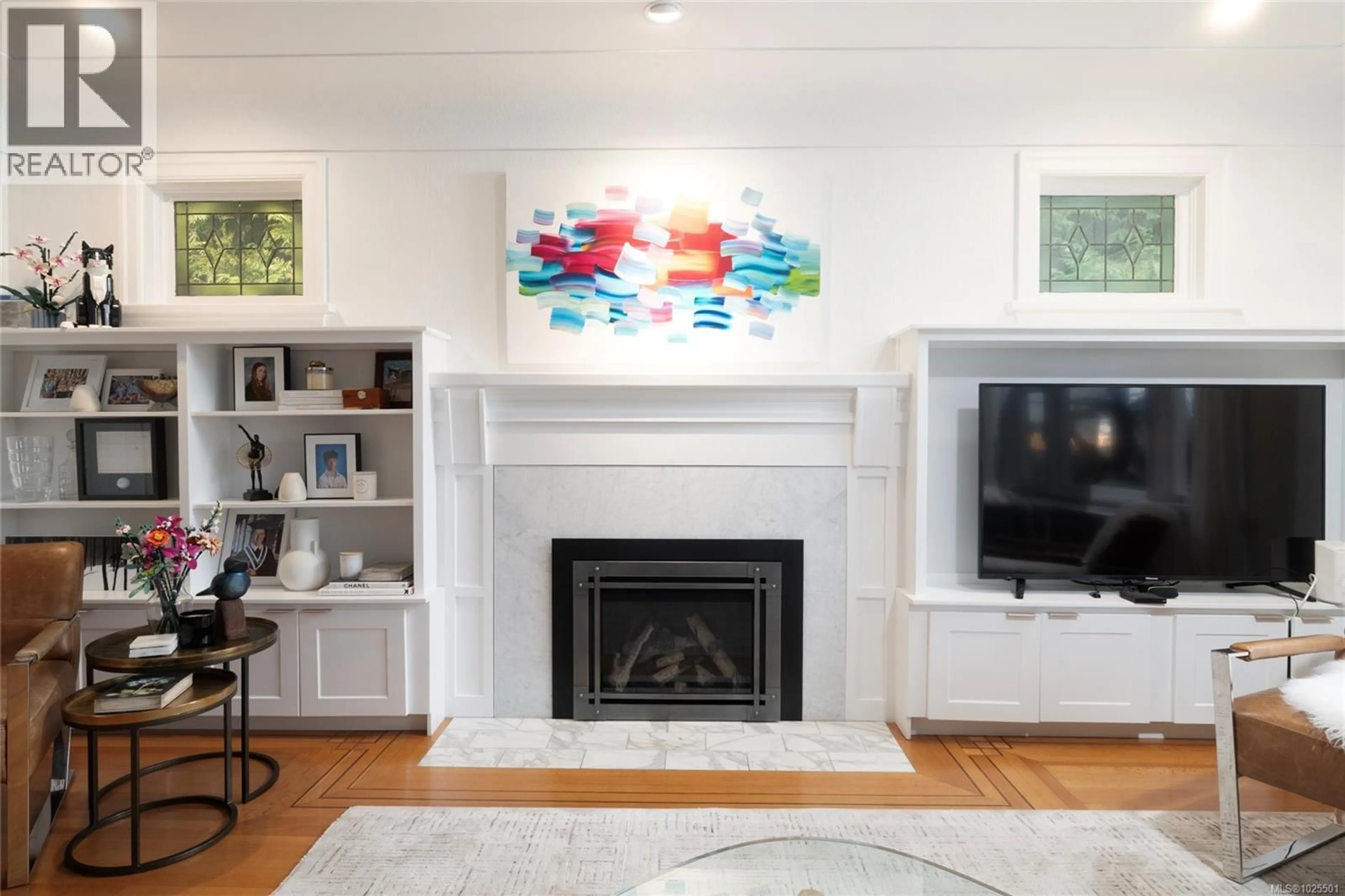 Living room with furniture, unknown for 2741 DUFFERIN AVENUE, Oak Bay British Columbia V8R3L5