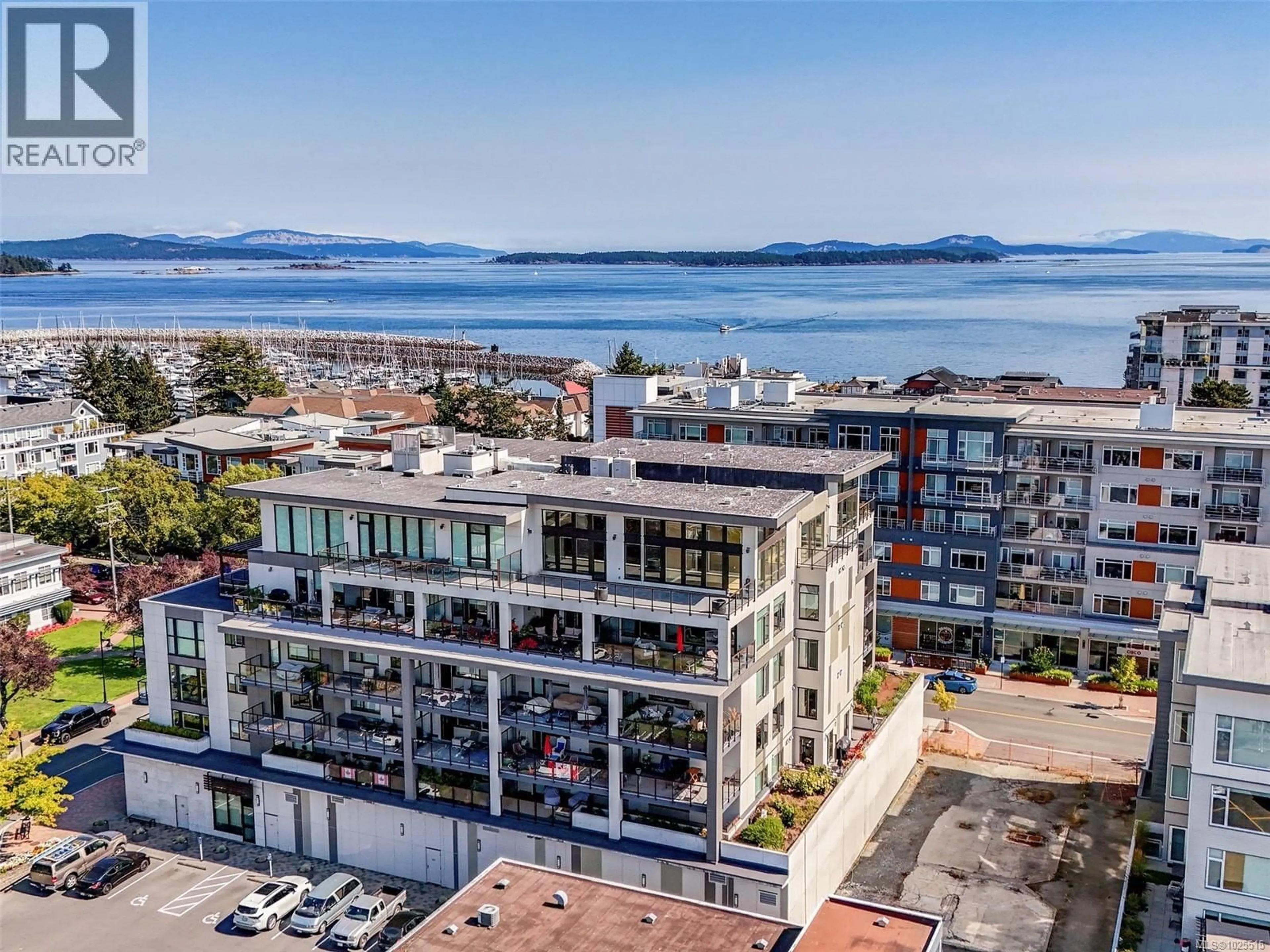 A pic from outside/outdoor area/front of a property/back of a property/a pic from drone, unknown for 603 - 2461 SIDNEY AVENUE, Sidney British Columbia V8L1Y8