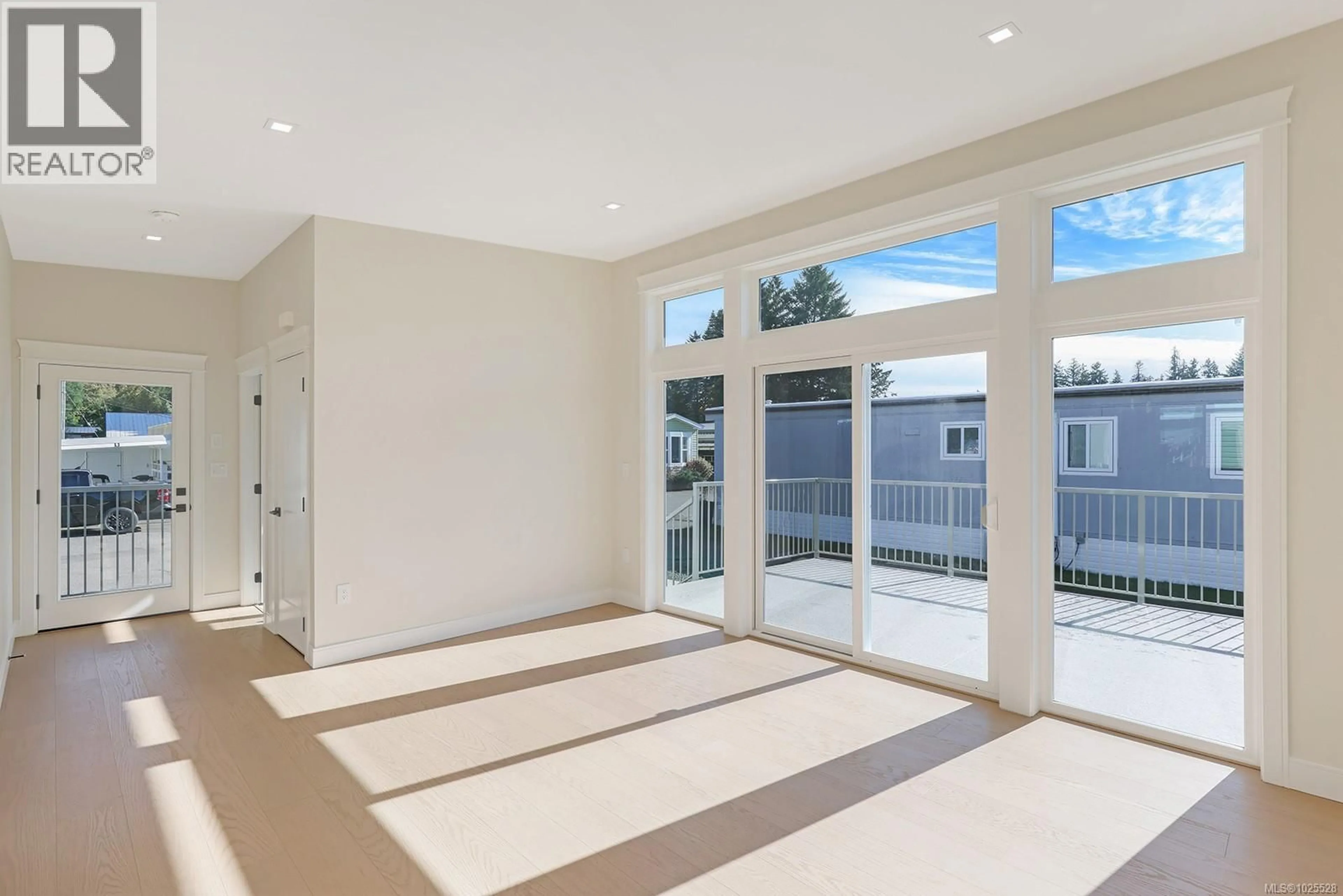 Unknown for 16 - 1240 WILKINSON ROAD, Comox British Columbia V9M4B8