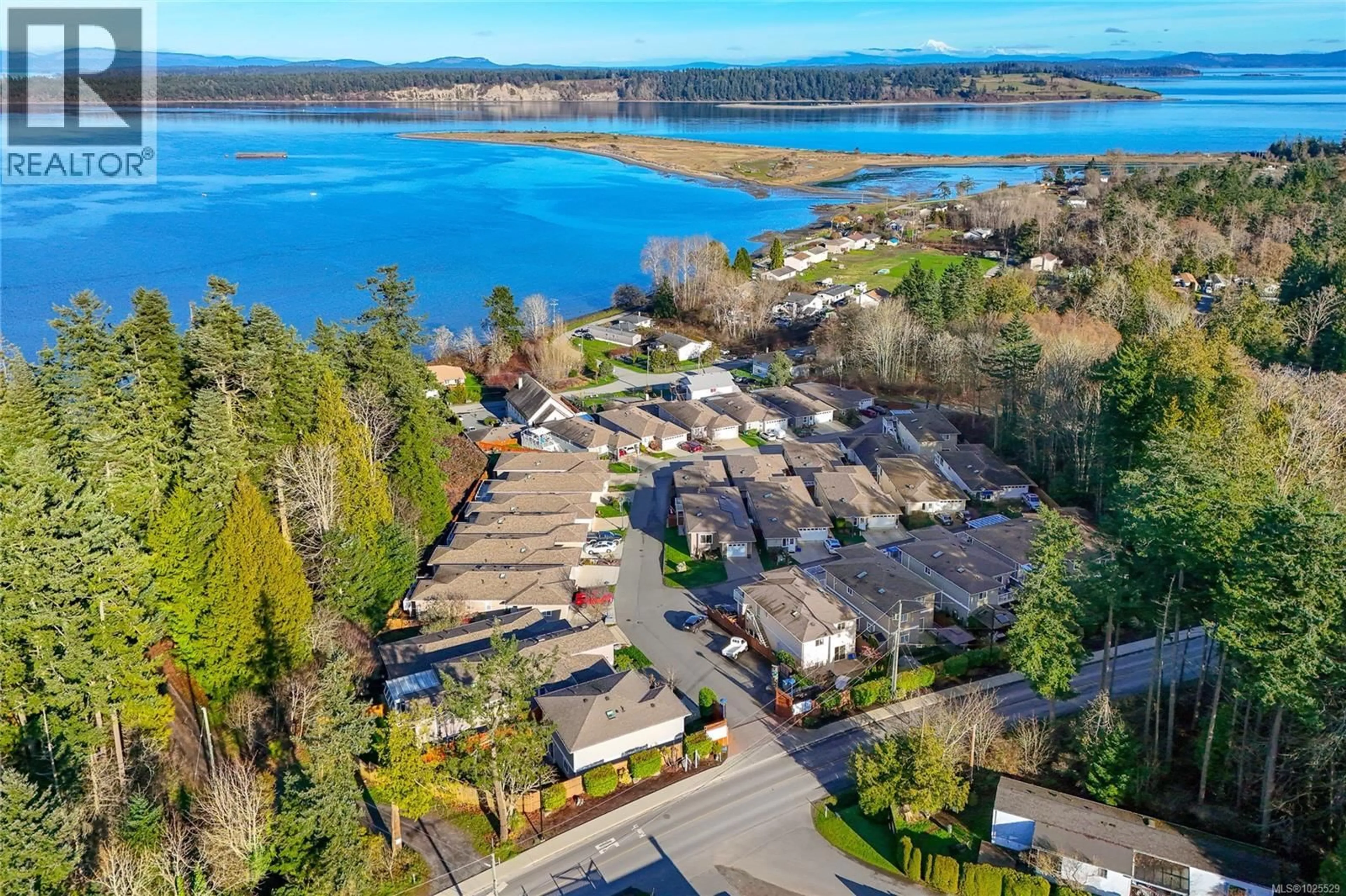 A pic from outside/outdoor area/front of a property/back of a property/a pic from drone, water/lake/river/ocean view for 17 - 2740 STAUTW ROAD, Central Saanich British Columbia V8M0A8