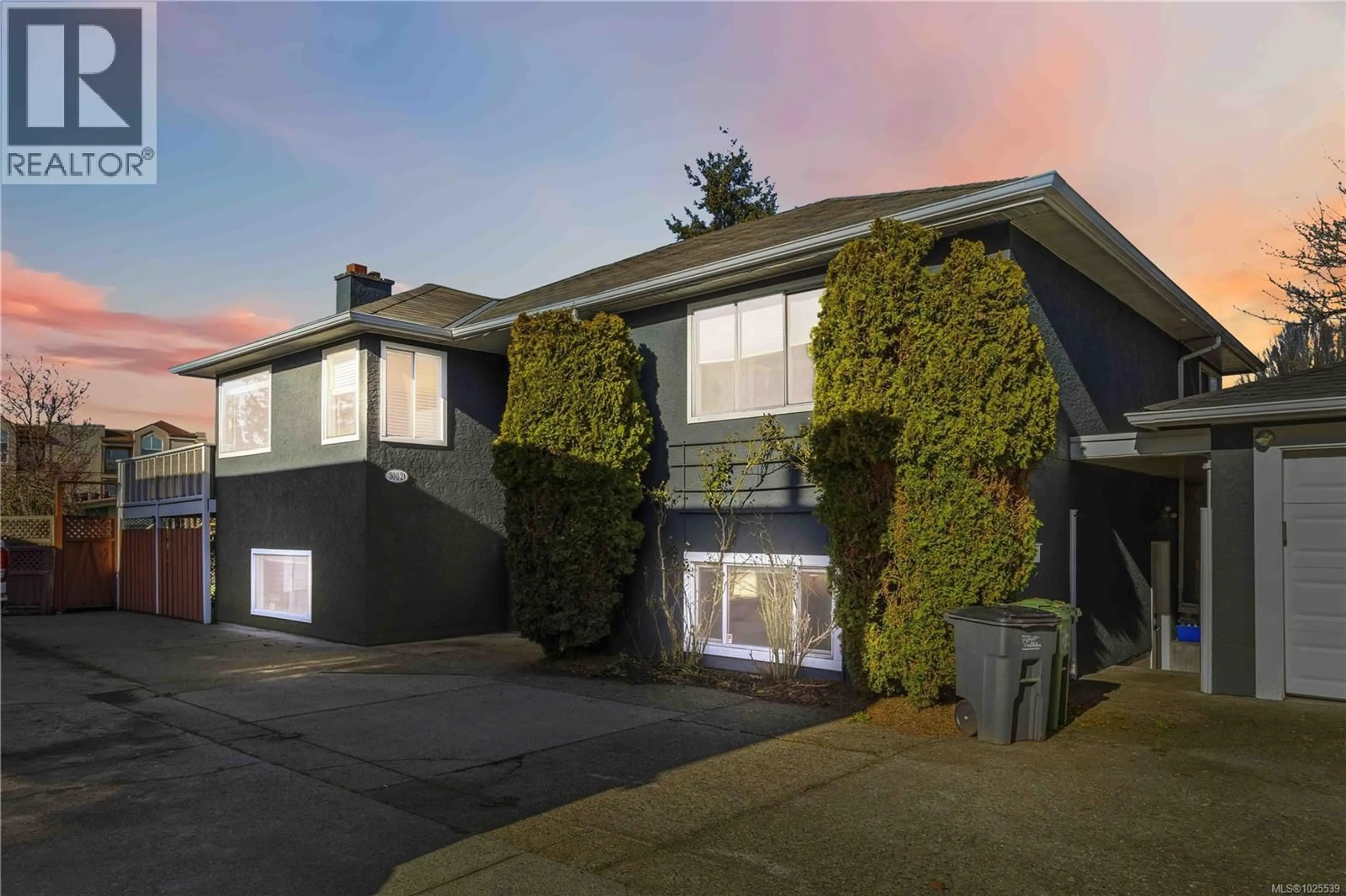 Unknown for B - 3002 CEDAR HILL ROAD, Victoria British Columbia V8T3J3