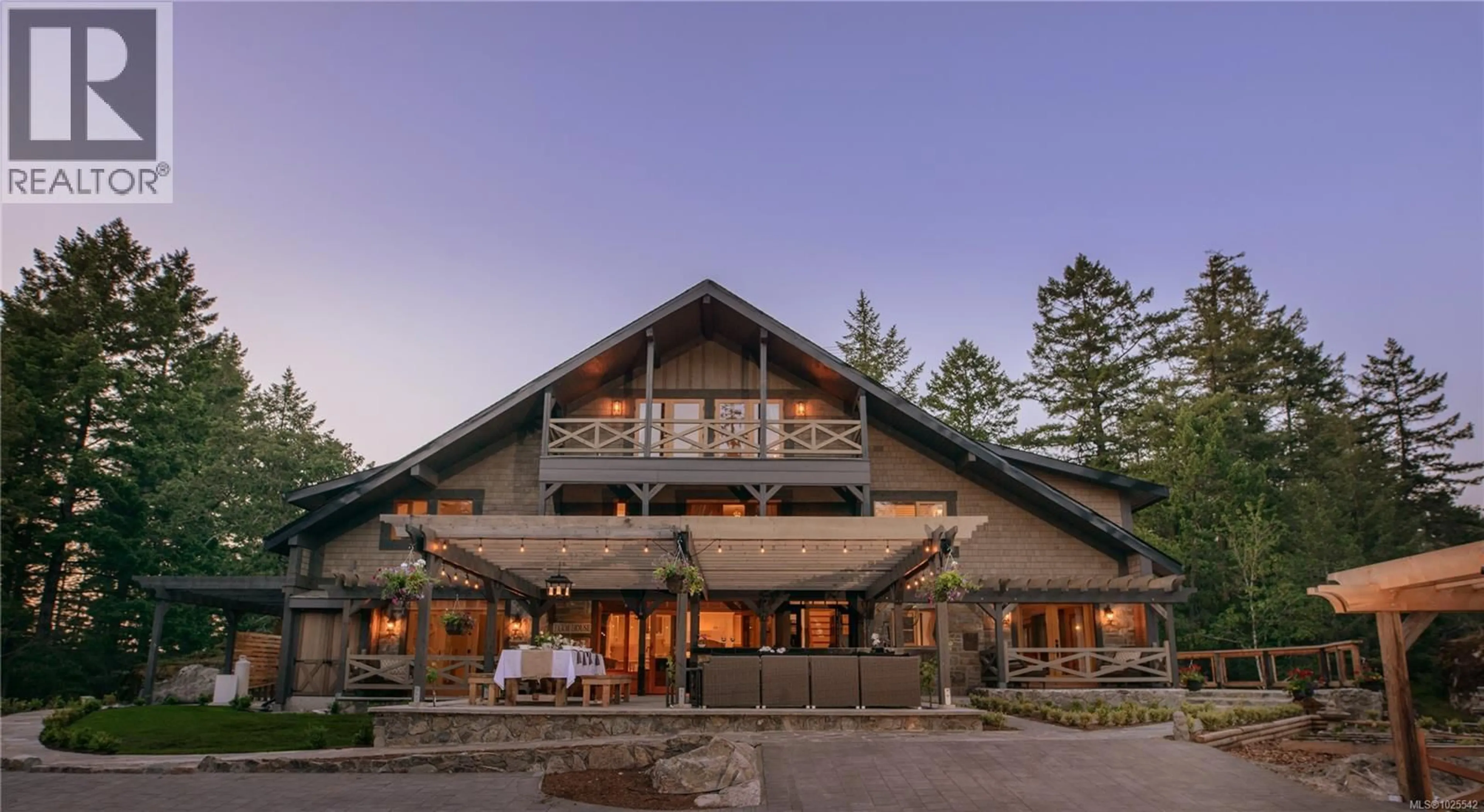 Patio, mountain view for 4573 PROSPECT LAKE ROAD, Saanich British Columbia V9E1J3