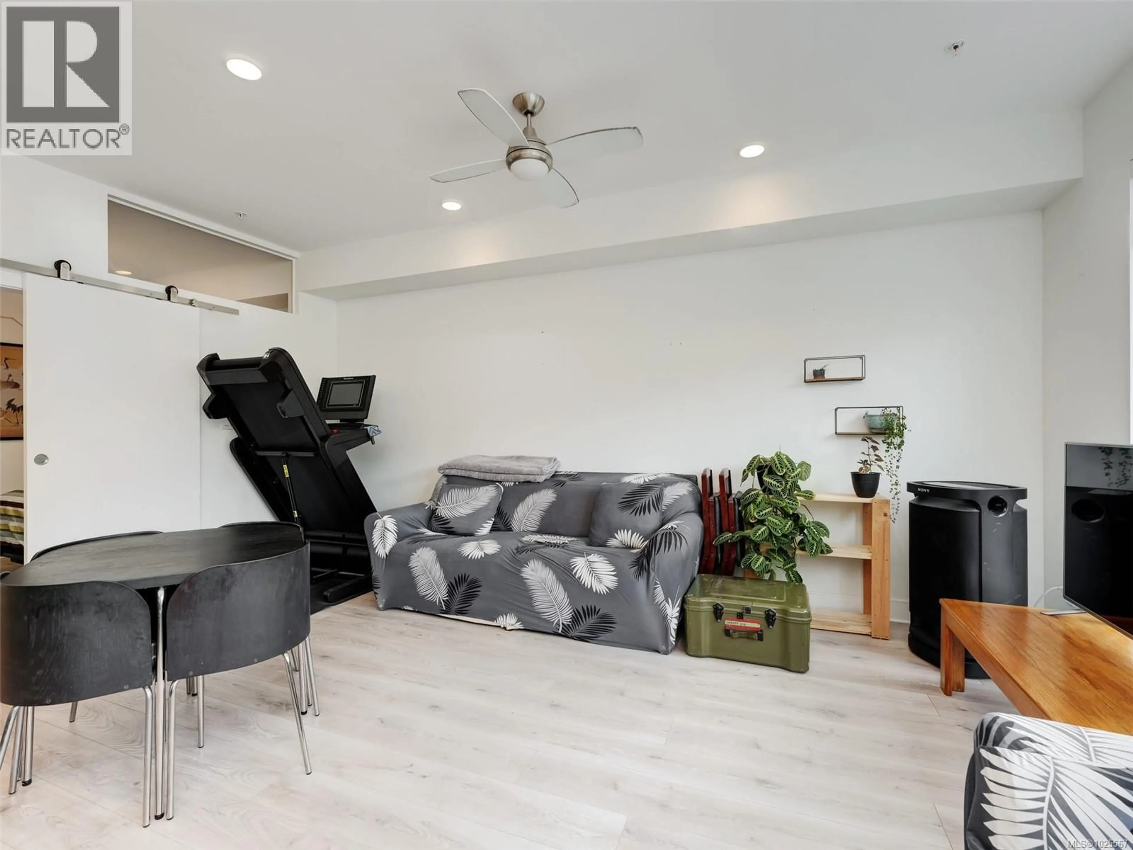 Living room with furniture, unknown for 407 - 1311 LAKEPOINT WAY, Langford British Columbia V9B0S7