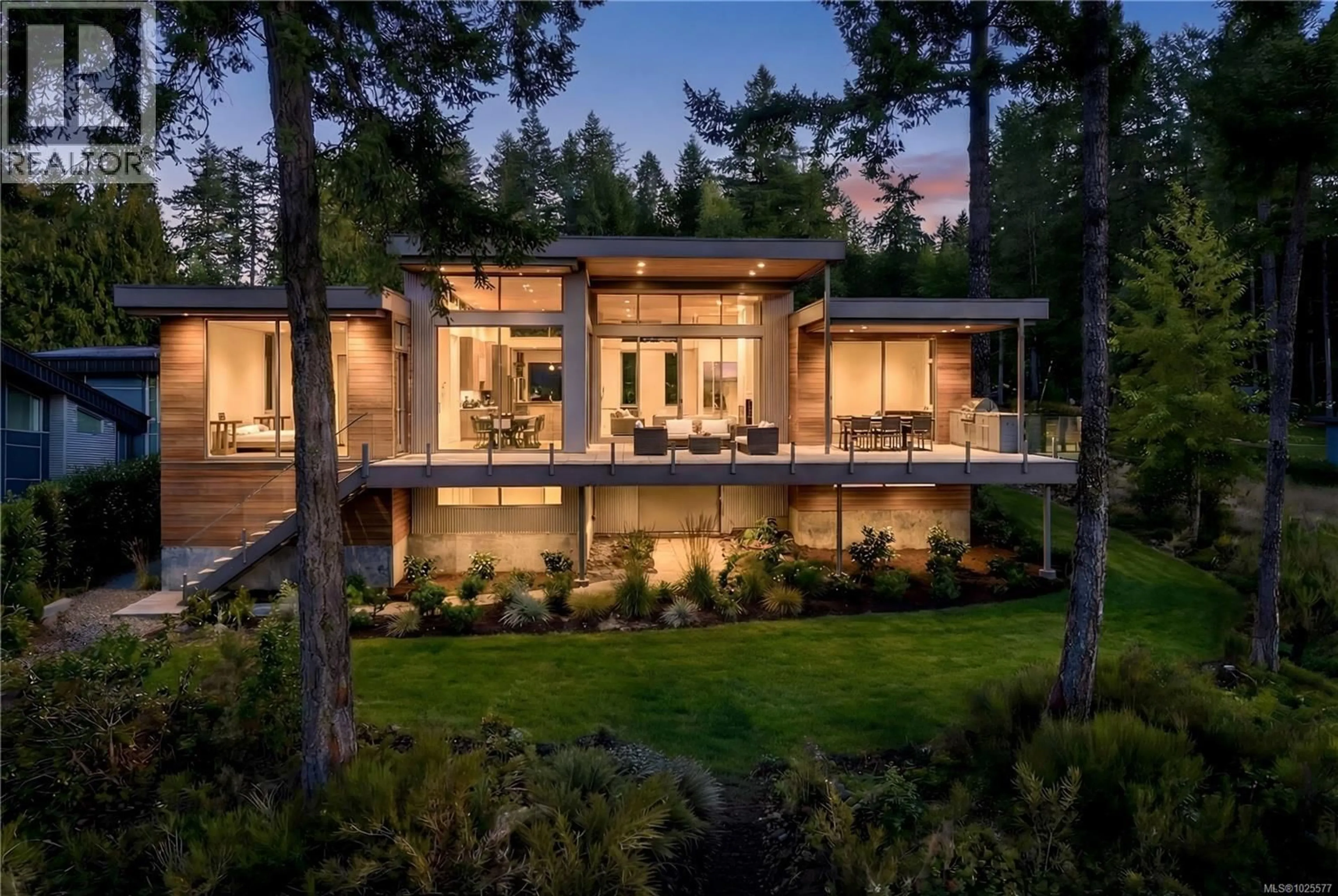 Unknown for 770 LANDS END ROAD, North Saanich British Columbia V8L5K9