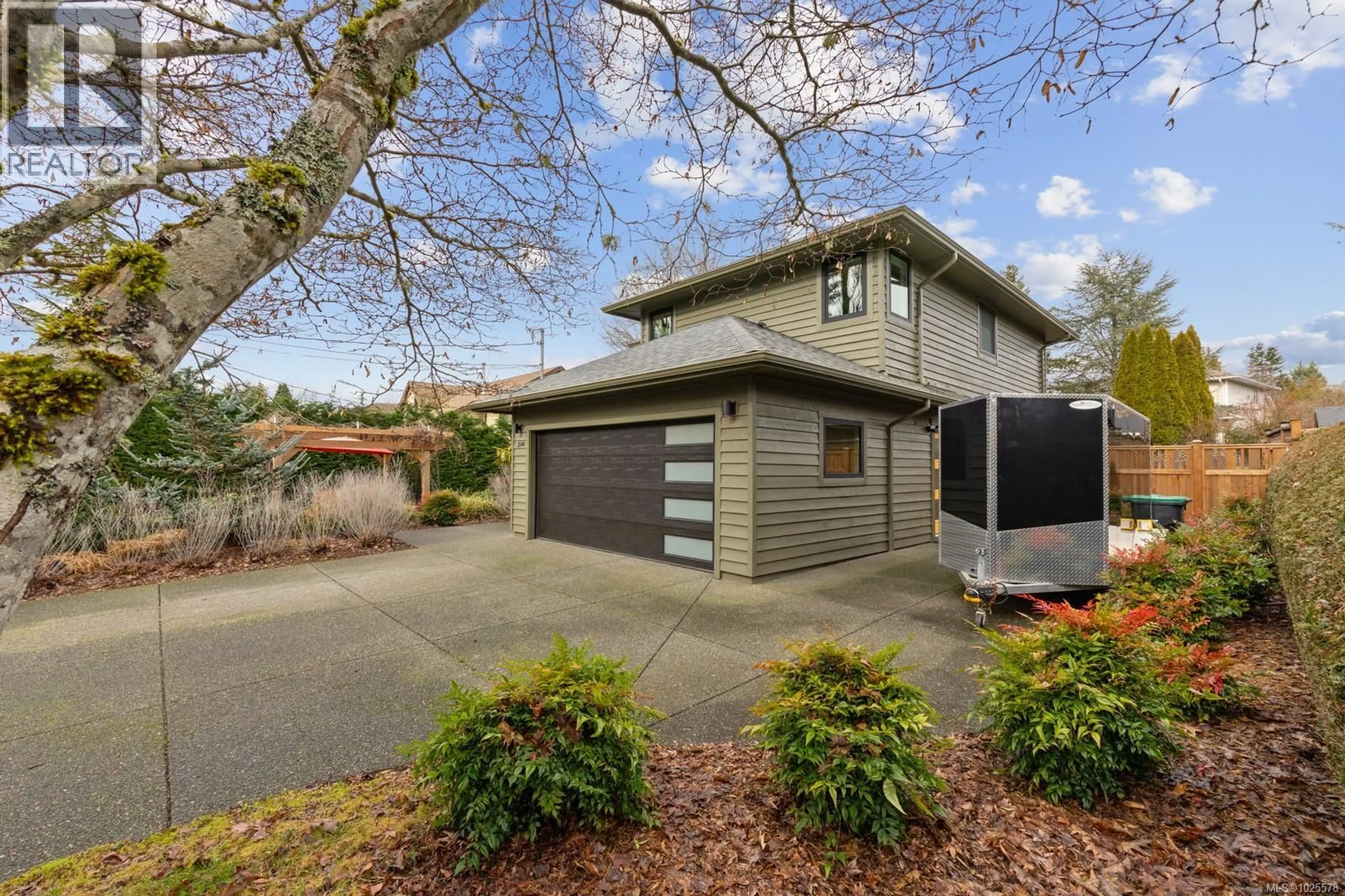 Unknown for 1544 COMOX AVENUE, Comox British Columbia V9M2S2